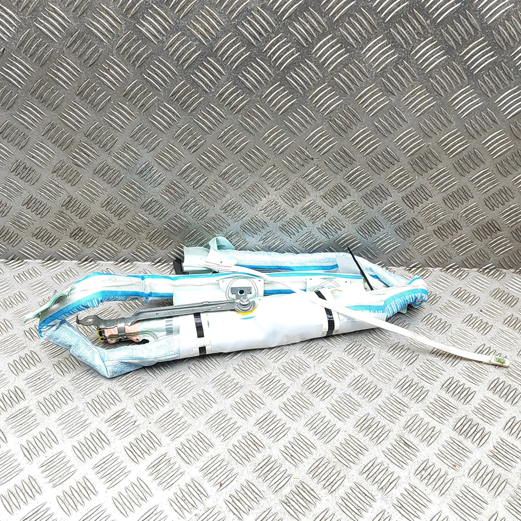 Alfa-Romeo Stelvio Right Side Roof Safety Curtain SRS Right Side Roof Safety Curtain SRS — ALFA ROMEO...