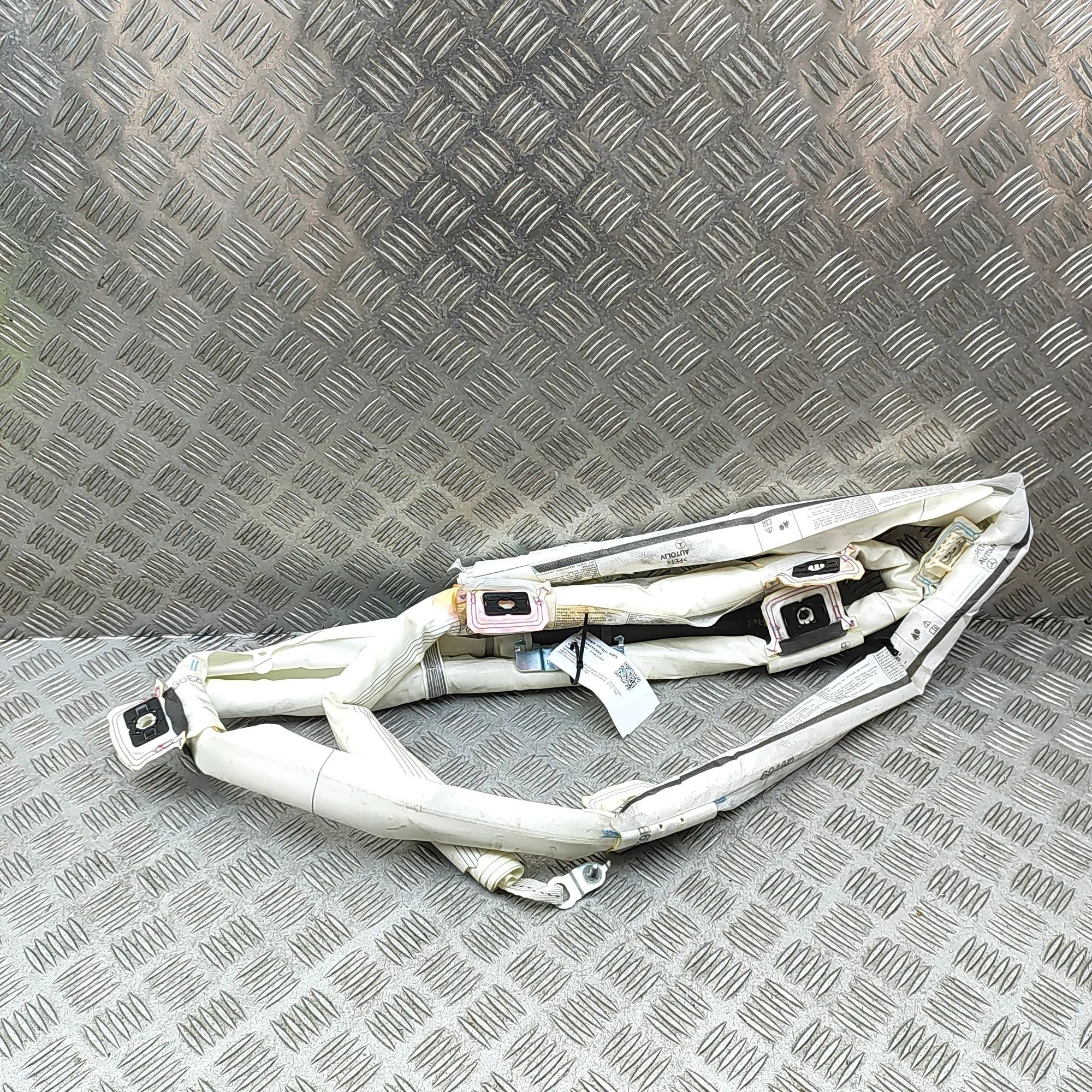 Mercedes-Benz GL / GLS (X166) Right Side Roof Safety Curtain SRS Right Side Roof Safety Curtain SRS — MERCEDES B...