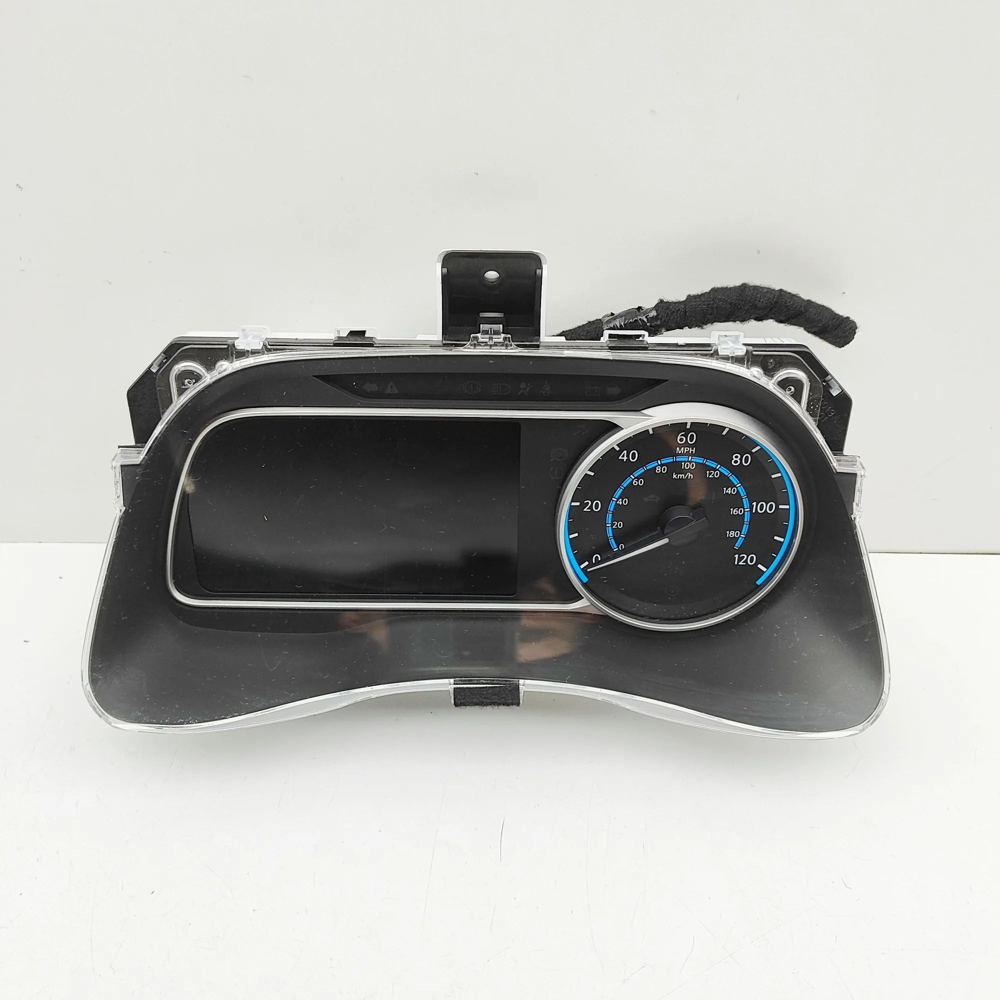 Nissan Leaf Instrument Cluster Speedometer Instrument Cluster Speedometer — NISSAN LEAF (Z...