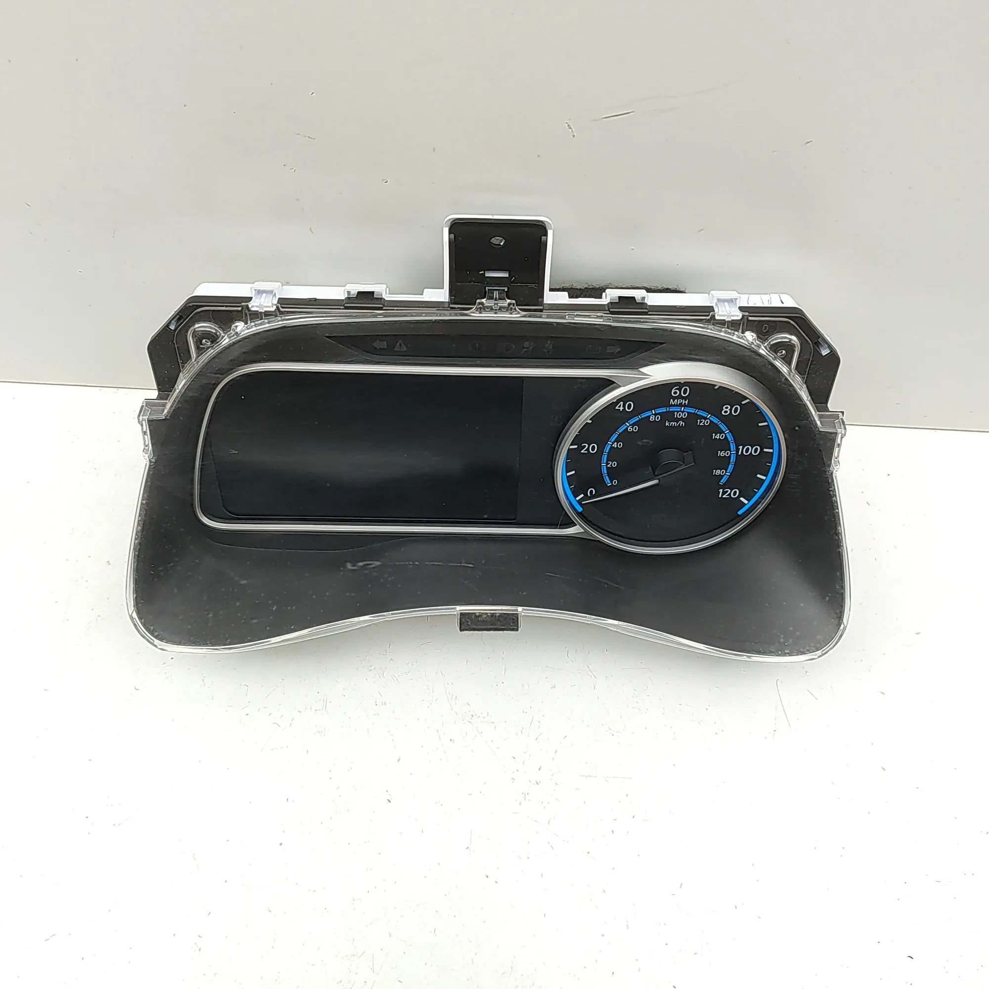 Nissan Leaf Instrument Cluster Speedometer Instrument Cluster Speedometer — NISSAN LEAF (Z...