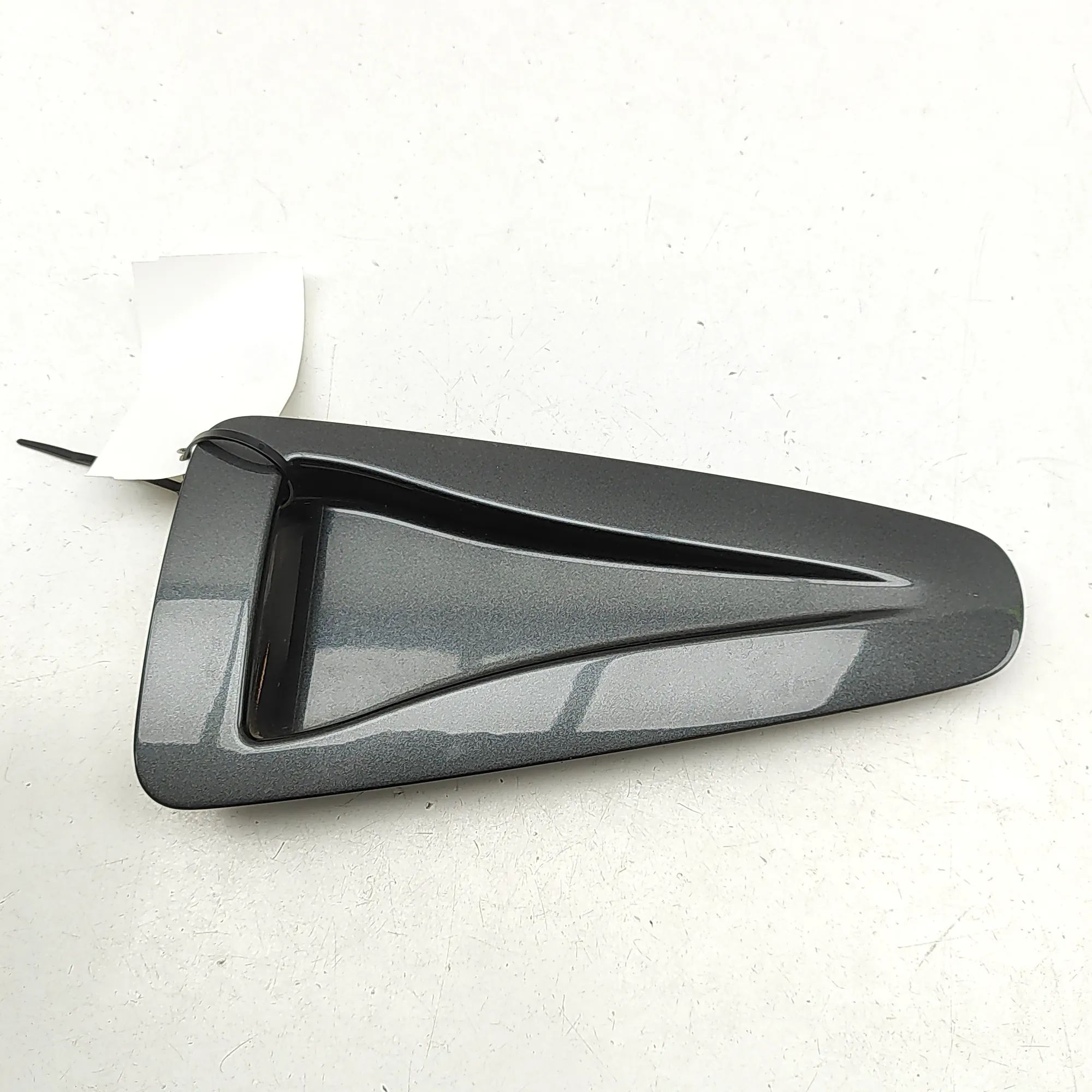 Nissan GT-R Grilles Grilles — NISSAN GT-R (R35) (2007-...) — 65850-...