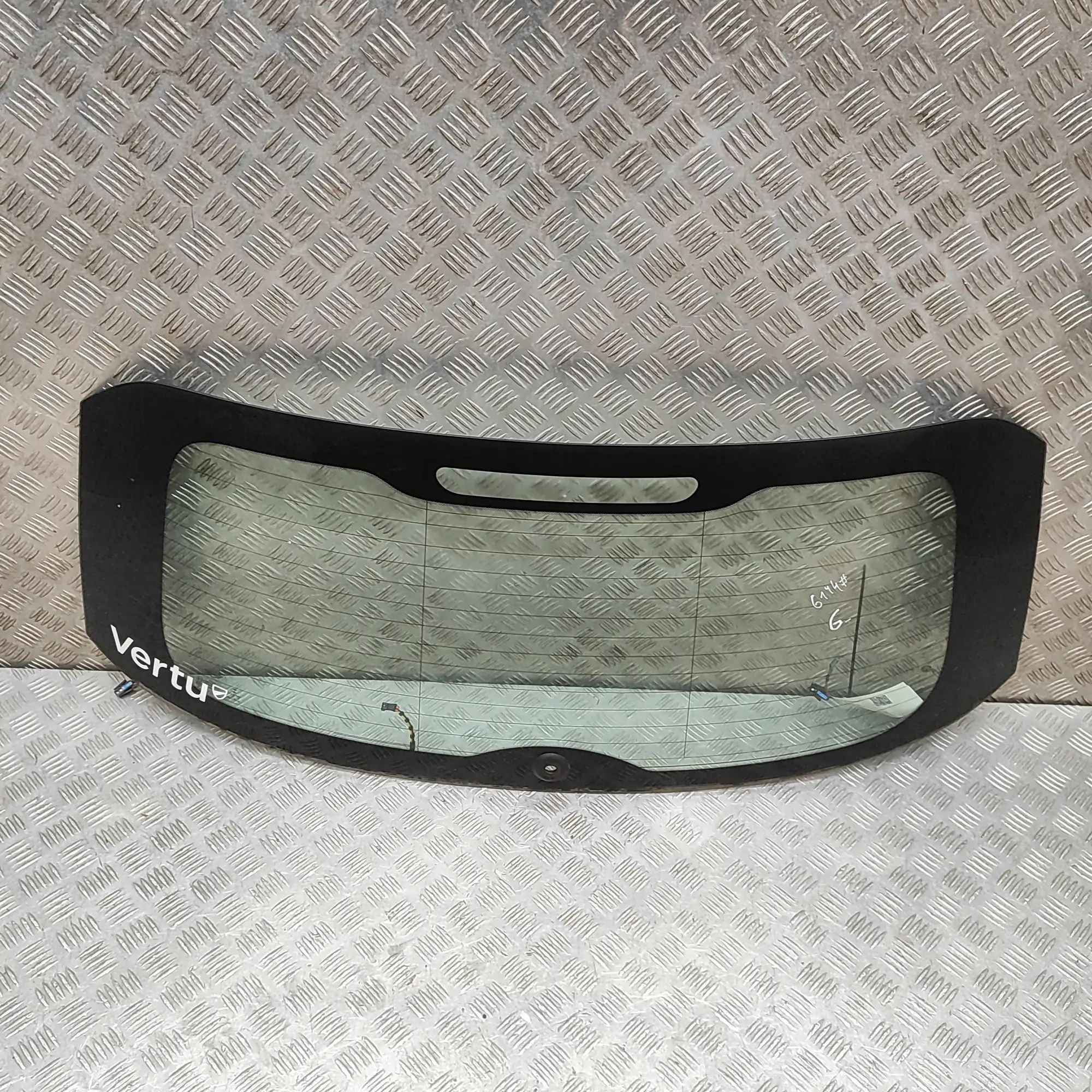 Mini One, Cooper (F55 / F56 / F57) Tailgate Window Glass Tailgate Window Glass — MINI COOPER (F55) (2014...
