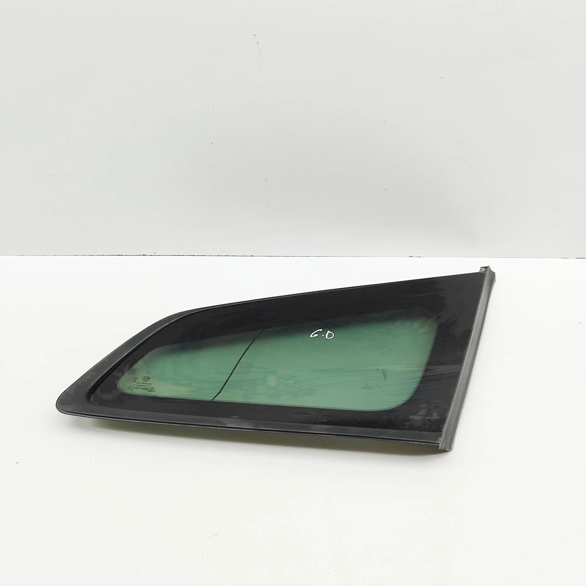 Kia Optima (JF) Rear Right Quarter Window Rear Right Quarter Window — KIA OPTIMA (Sportsw...