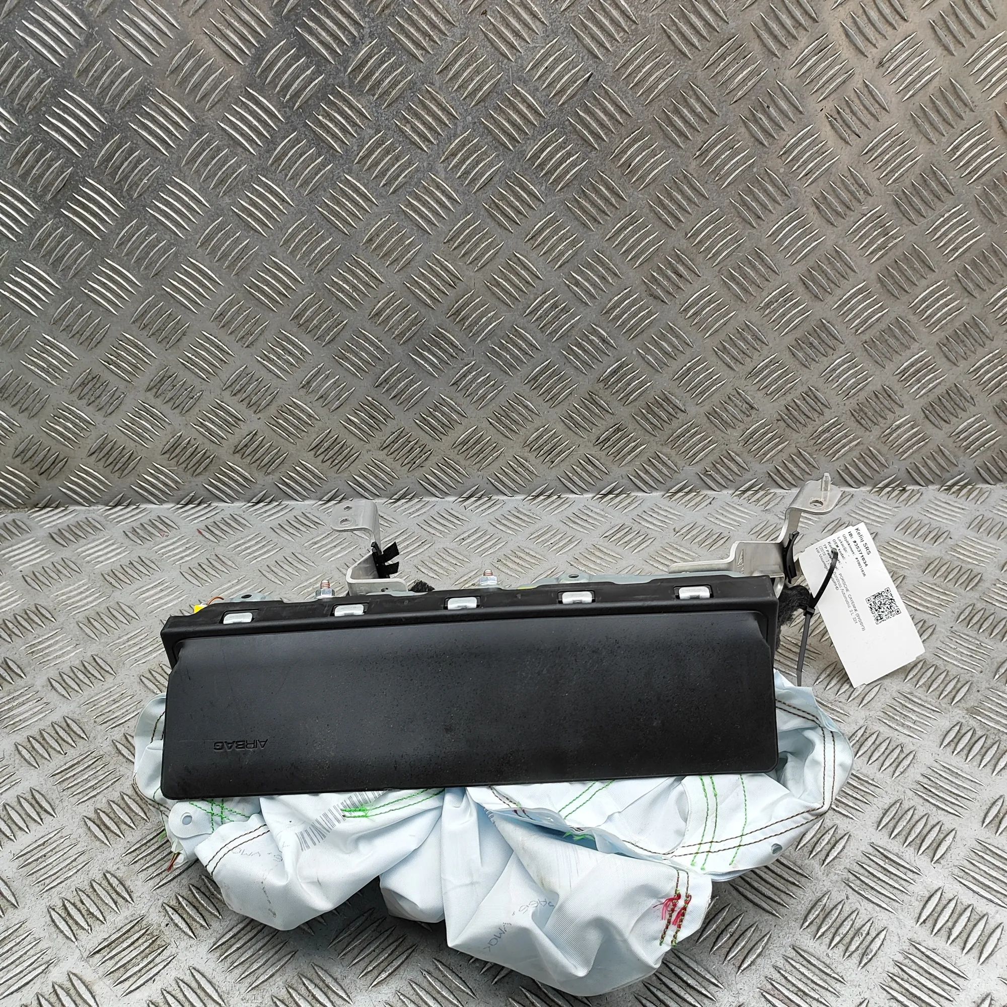 Porsche Cayenne Knee Safety Bag SRS Knee Safety Bag SRS — PORSCHE CAYENNE (9Y0/9Y3)...