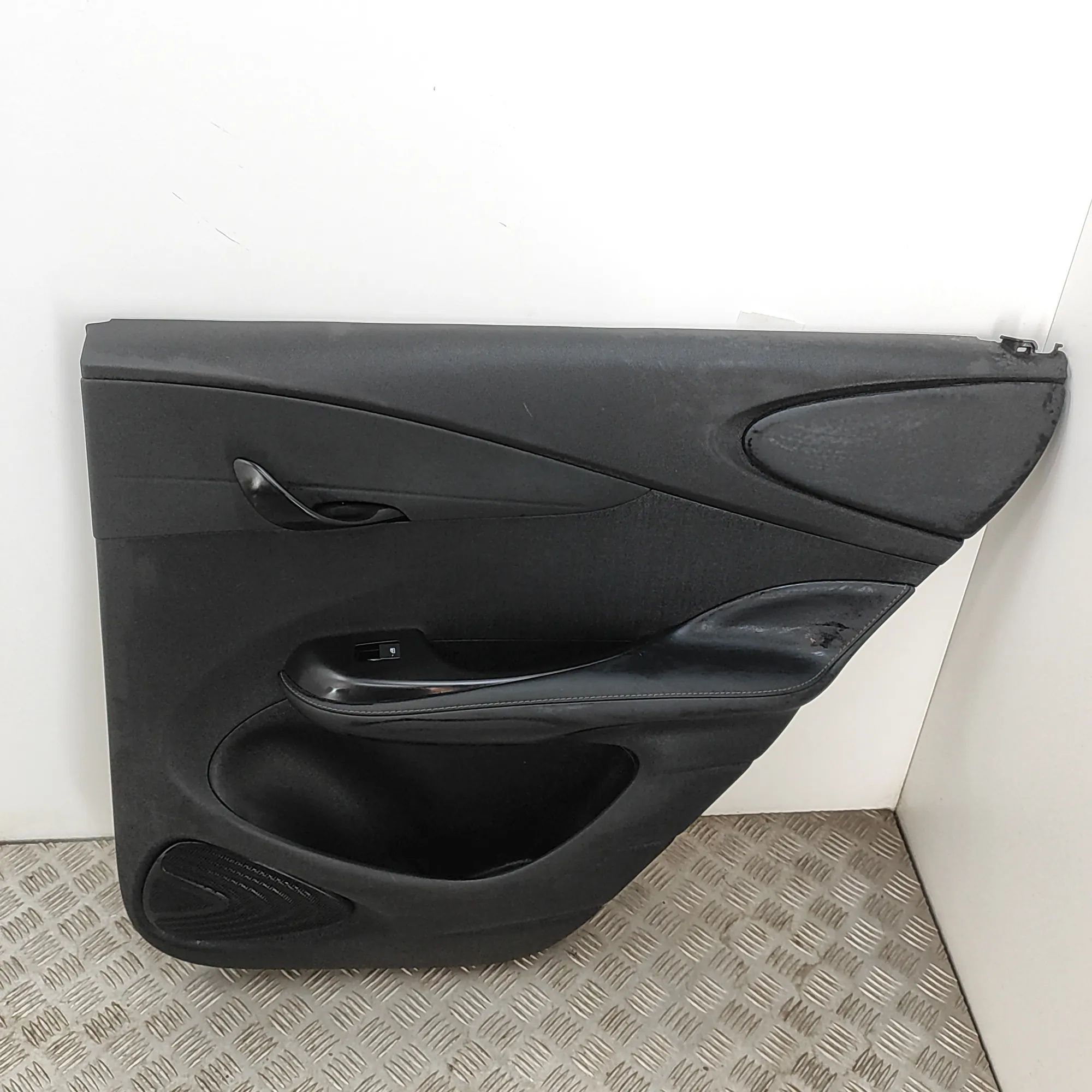 BYD Dolphin Rear Right Door Panel Rear Right Door Panel — BYD DOLPHIN (2021-...) ...