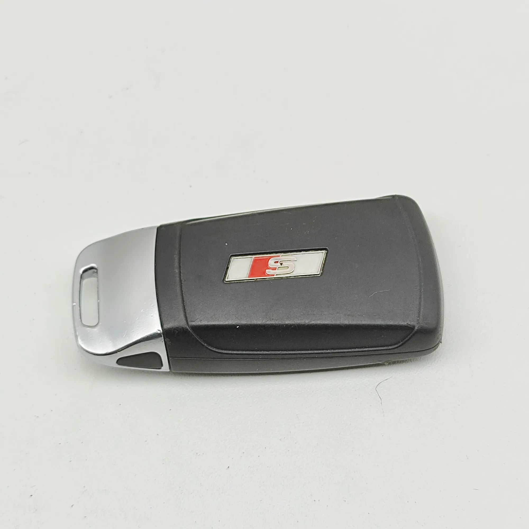Audi Q5 (8R) Süütevõti Ignition key — AUDI Q5 (FY) (2016-...) — 8W0959...