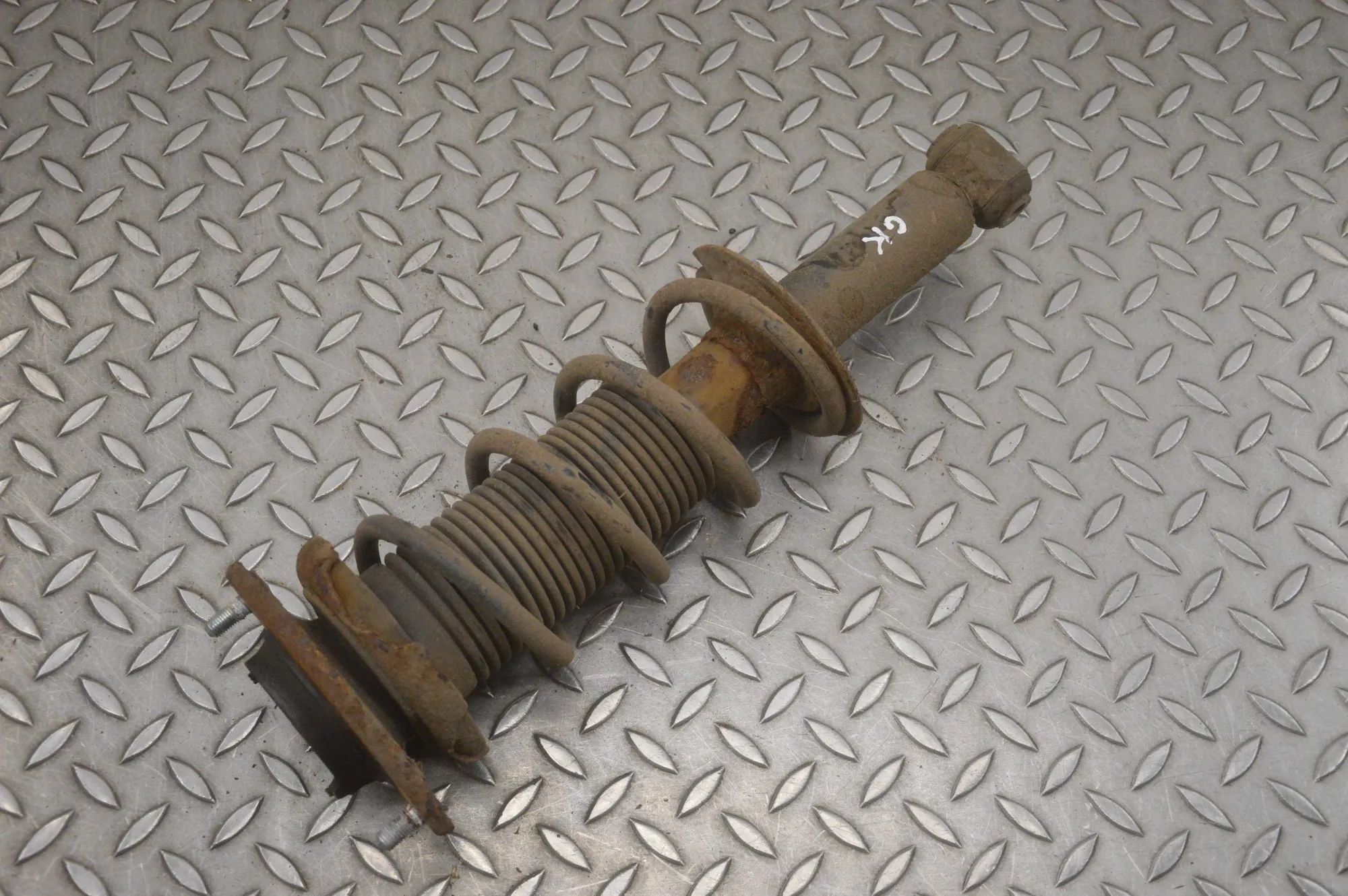 Toyota GT86 Shock absorber — rear left Shock absorber — rear left — TOYOTA GT (86 Coup...