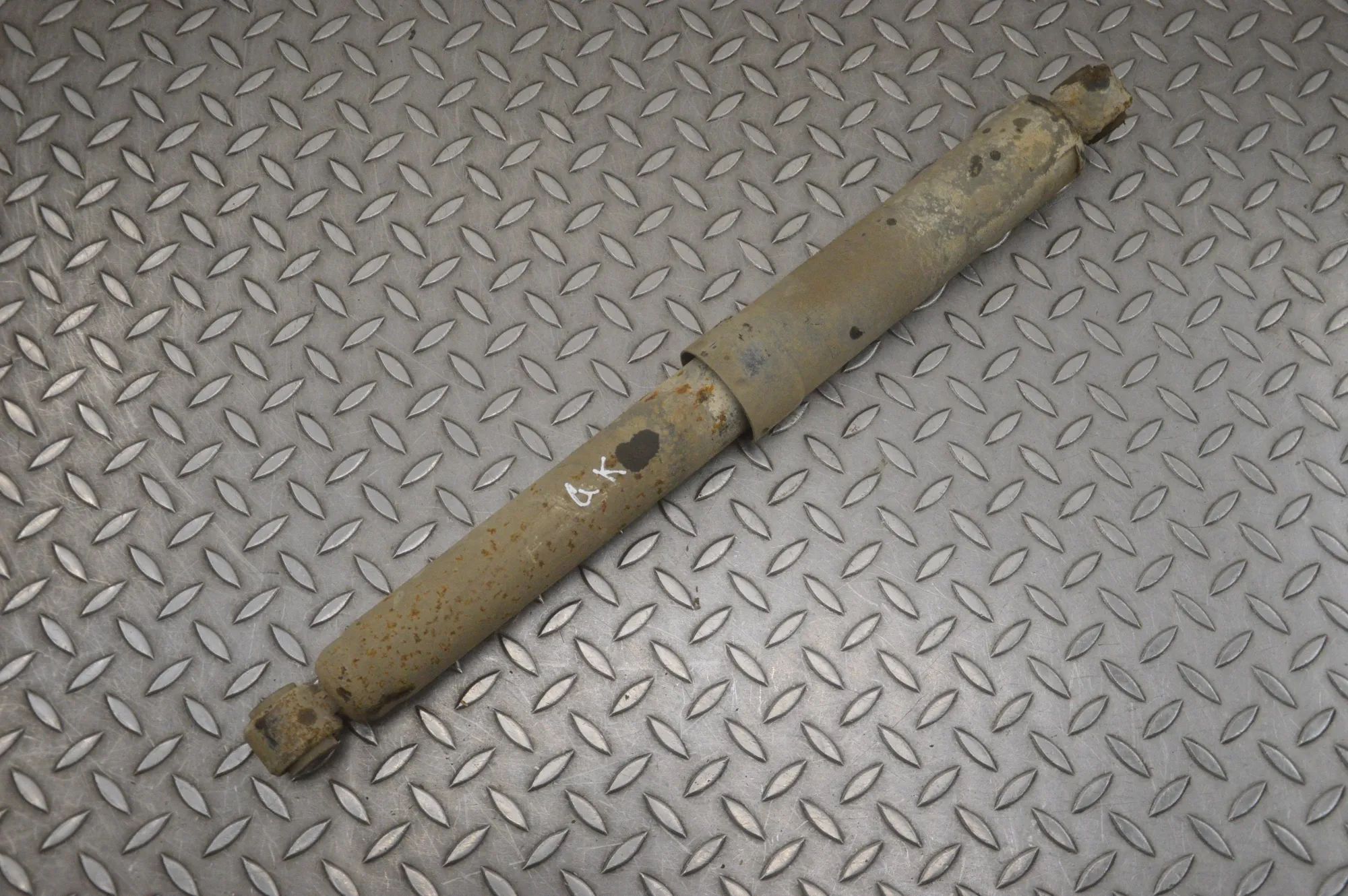 Dodge Ram Shock absorber — rear left Shock absorber — rear left — DODGE RAM (1500 Pi...