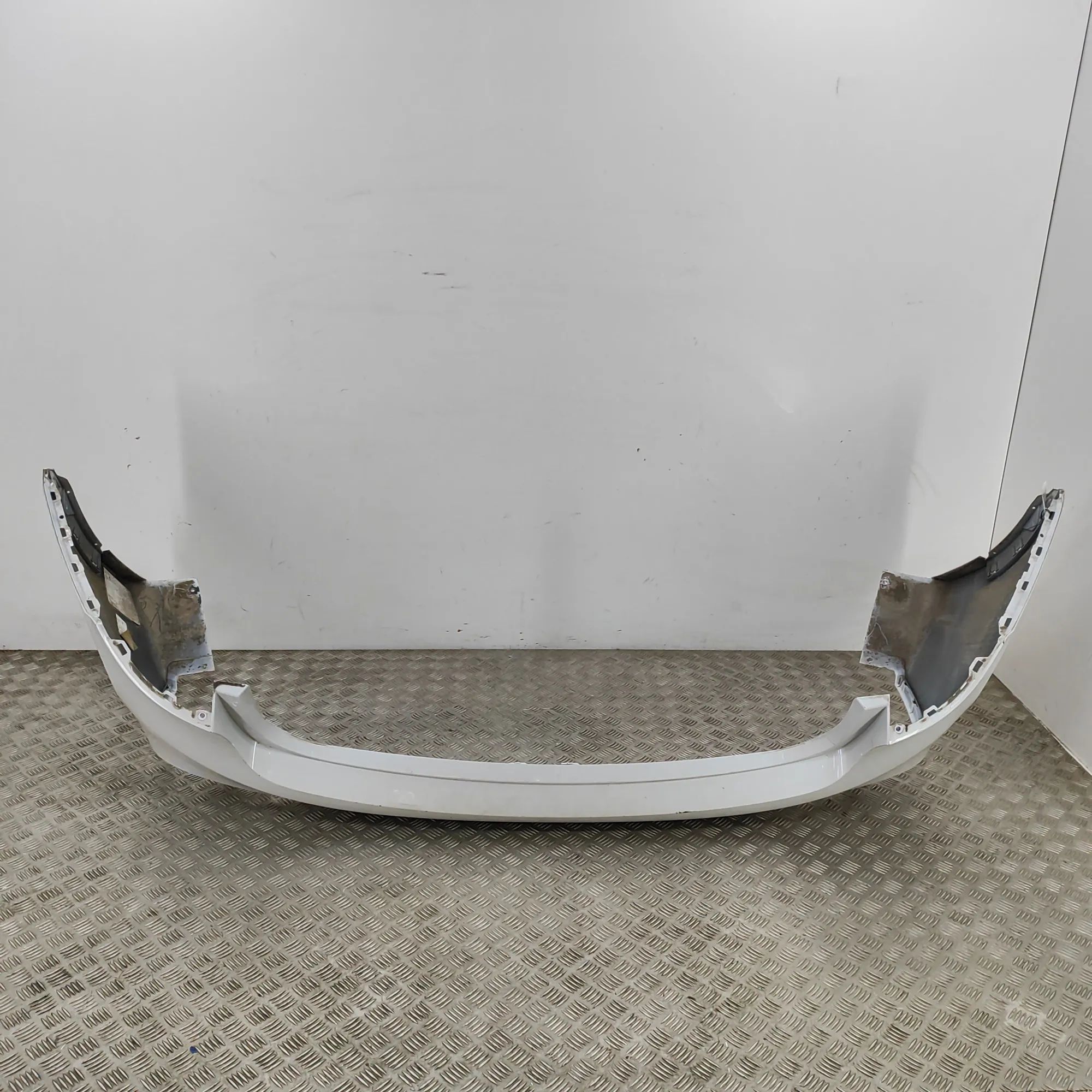 BMW X6 (E71 / E72) Bumper rear Bumper rear — BMW X6 (F16, F86) (2014-2019) — 8...