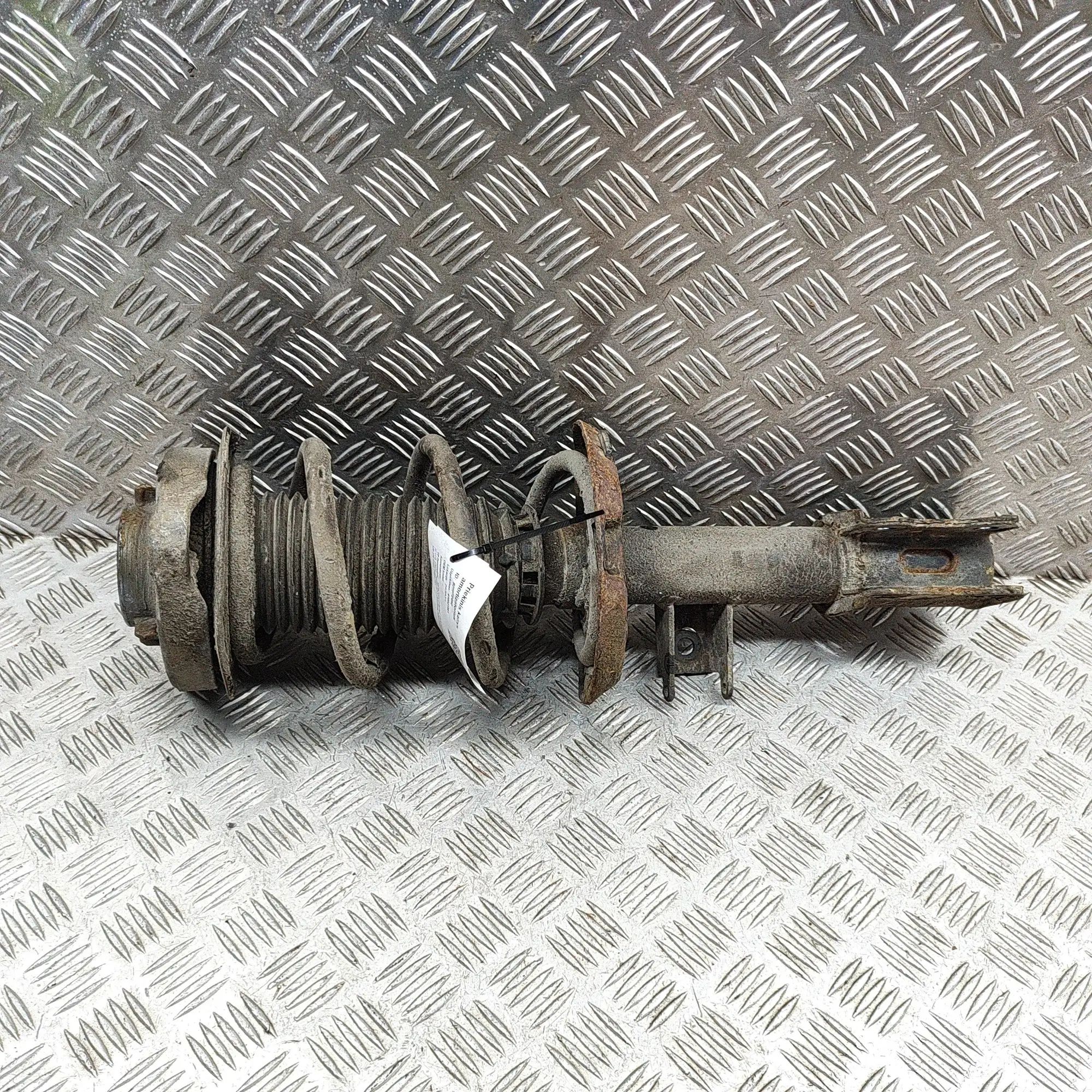 Mercedes-Benz CLA (C117) Shock absorber — front left Shock absorber — front left — MERCEDES BENZ CLA...