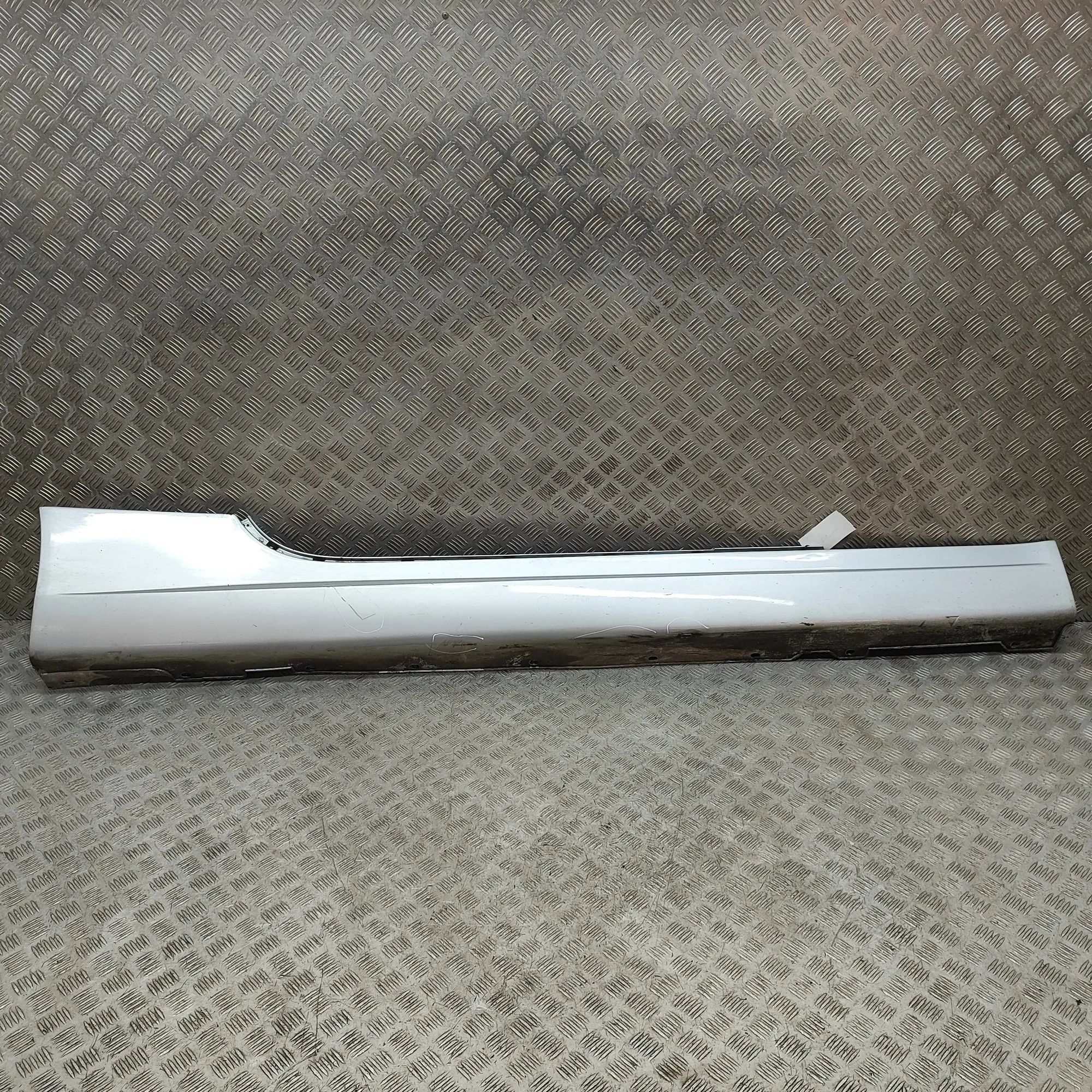 Jaguar XK Right Side Plastic Sideskirt Cover