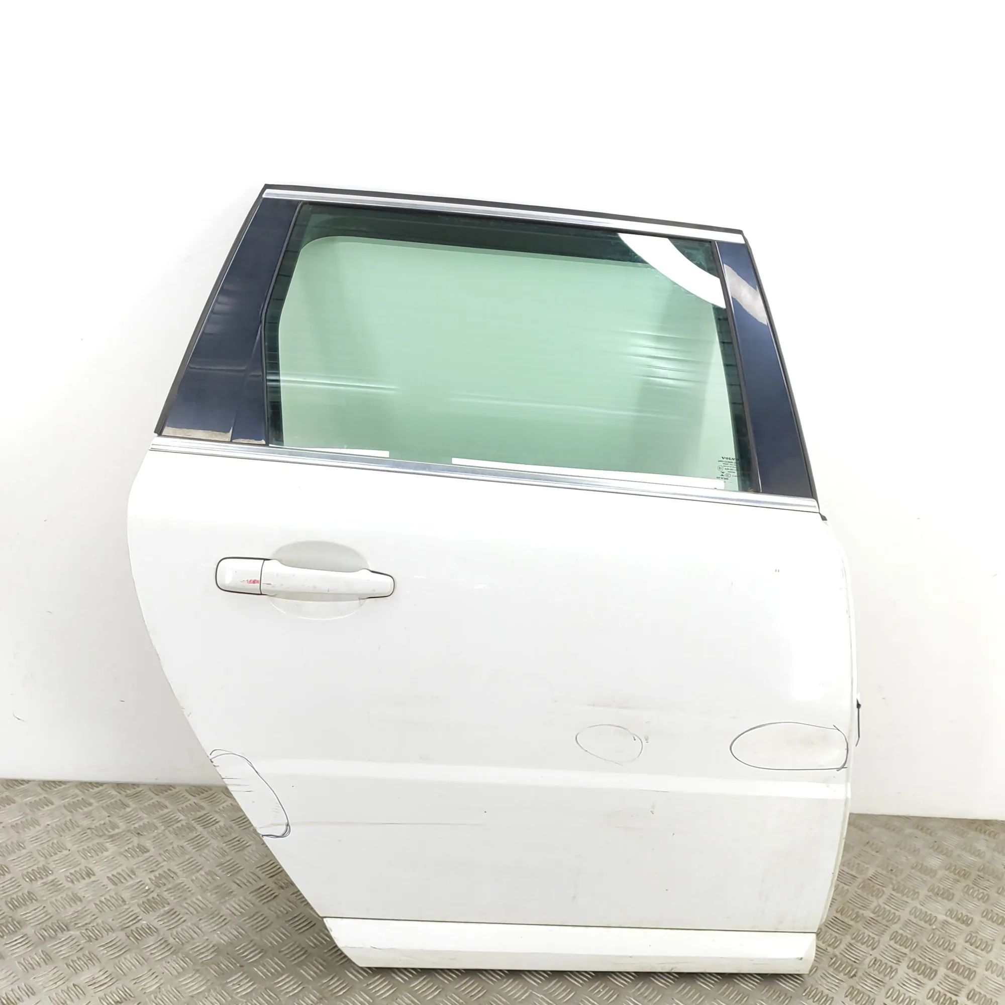 Volvo XC70 Door — rear right Door — rear right — VOLVO XC70 II (2007-2016) —...