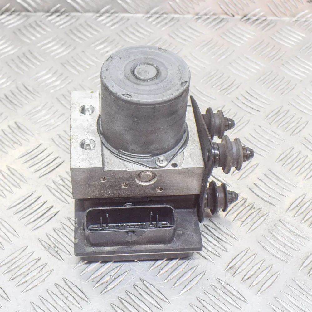 Audi Q5 (8R) ABS pump ABS Pump — AUDI Q5 (8R) (2008-2017) — 026523931...