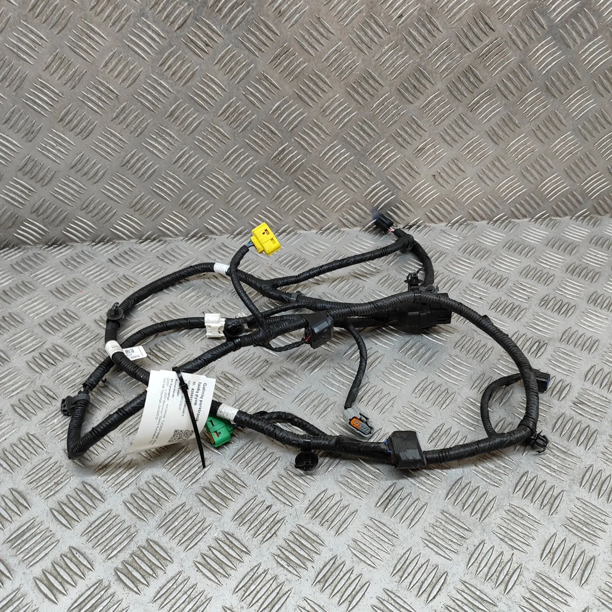 Hyundai Tucson Rear Parking Sensor Wiring Loom Rear Parking Sensor Wiring Loom — HYUNDAI TUCSO...