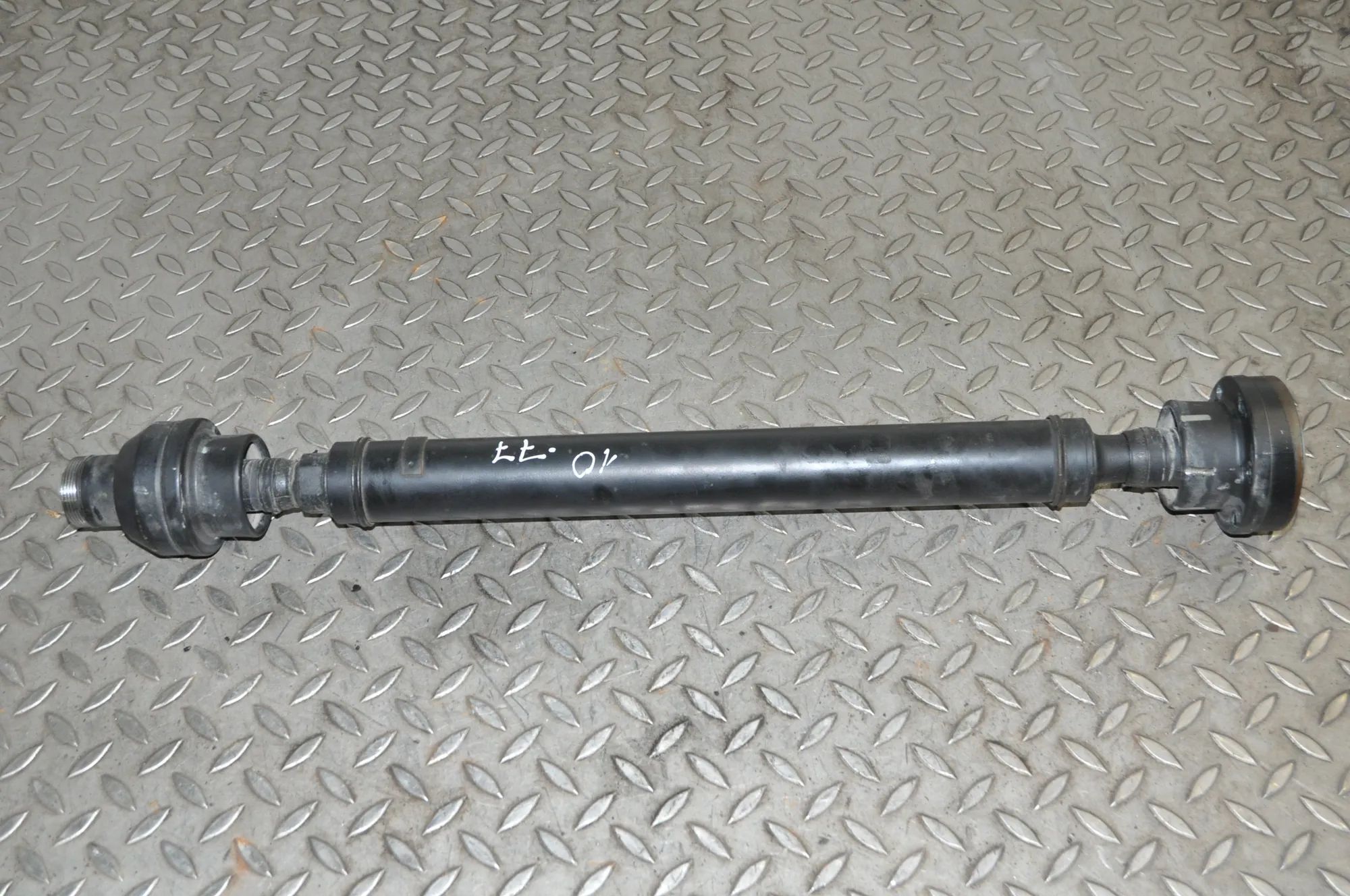 Land Rover Discovery Gearbox Short Propshaft Gearbox Short Propshaft — LAND ROVER DISCOVERY ...
