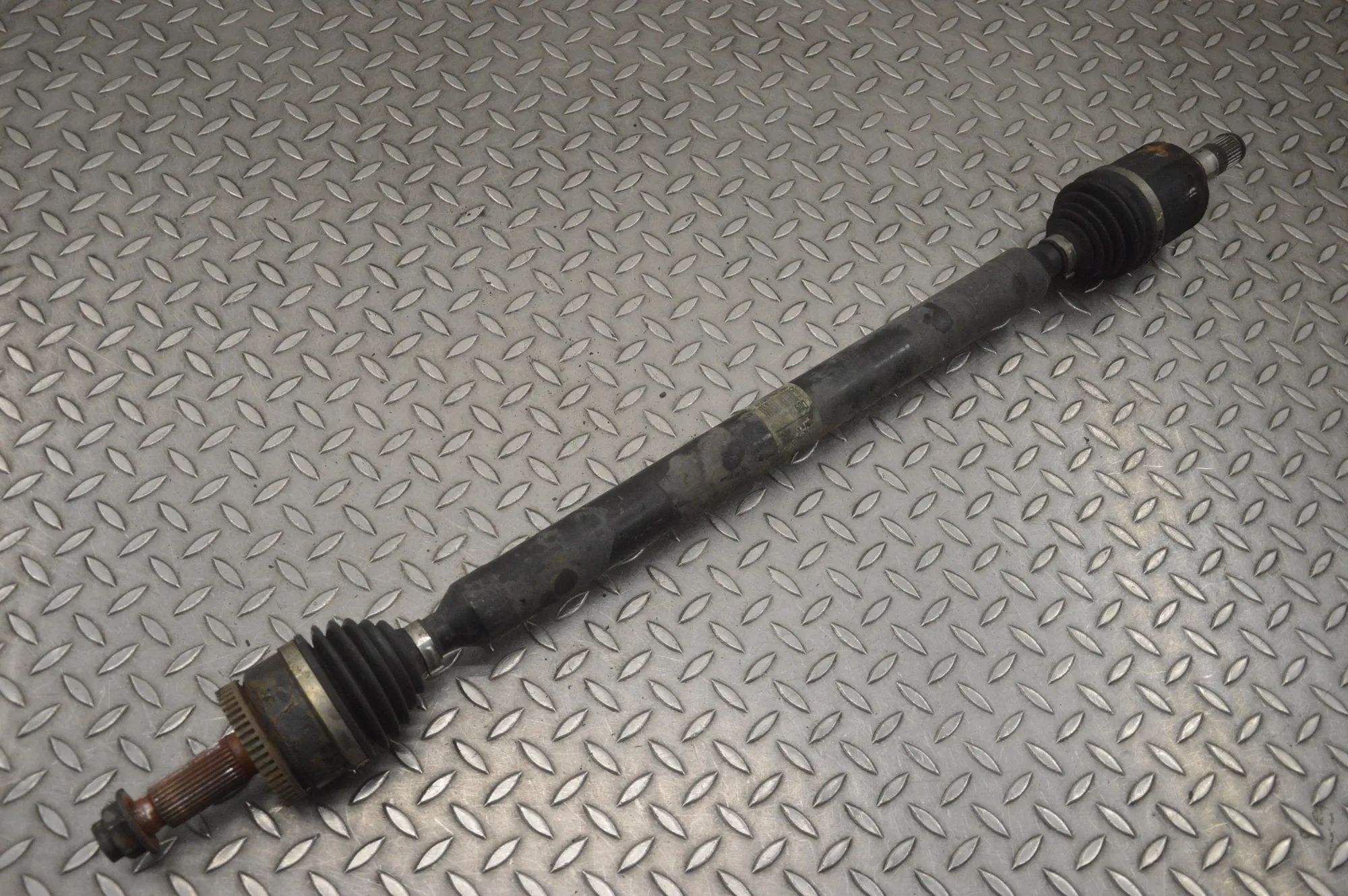 Hyundai Tucson Front Right Driveshaft Front Right Driveshaft — HYUNDAI TUCSON (TL, TL...