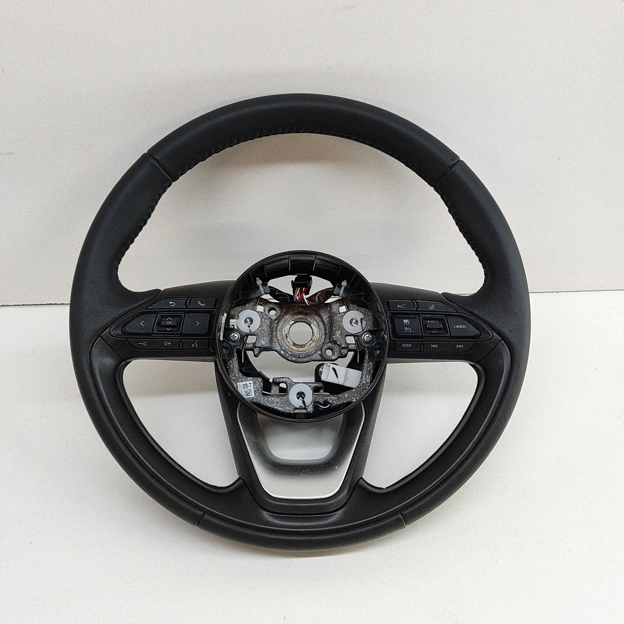 Toyota Yaris steering wheel Steering Wheel — TOYOTA YARIS (_P21_) (2020-......