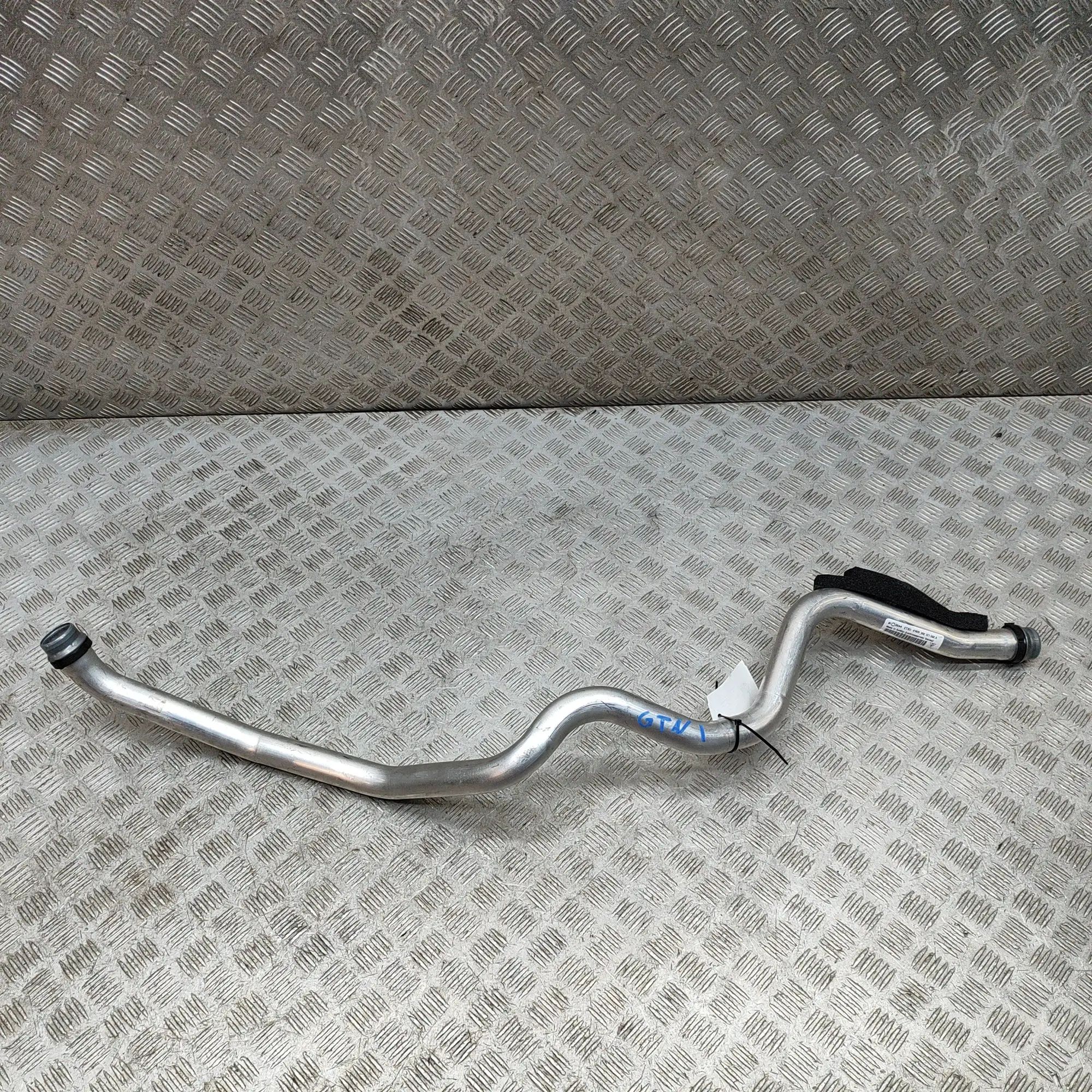 Porsche 911 (992) Jäähdytysnesteletku Coolant hose — PORSCHE 911 (992) (2019-...) — 9...