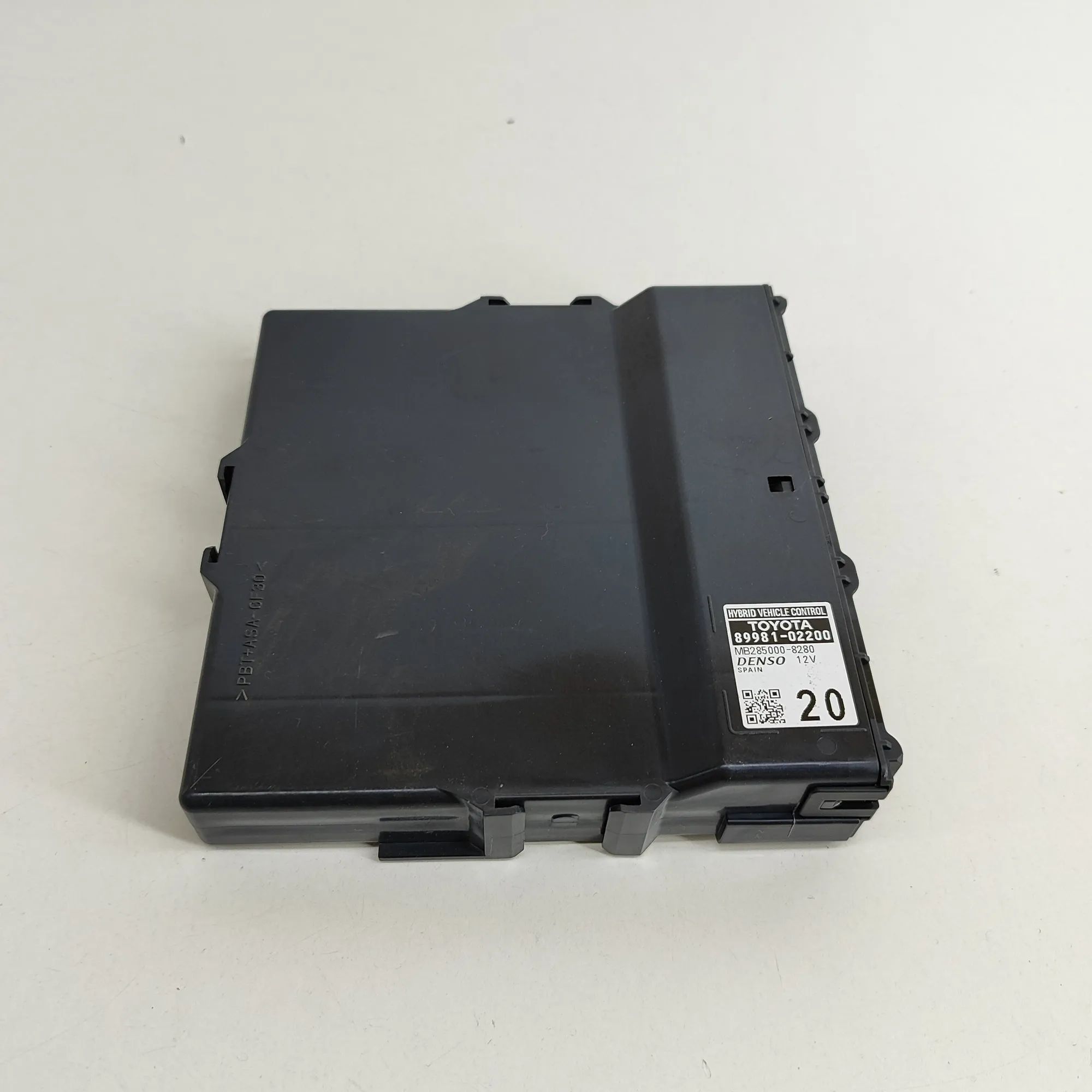 Toyota Corolla Engine Control Unit Engine Control Unit — TOYOTA COROLLA (Estate _E...