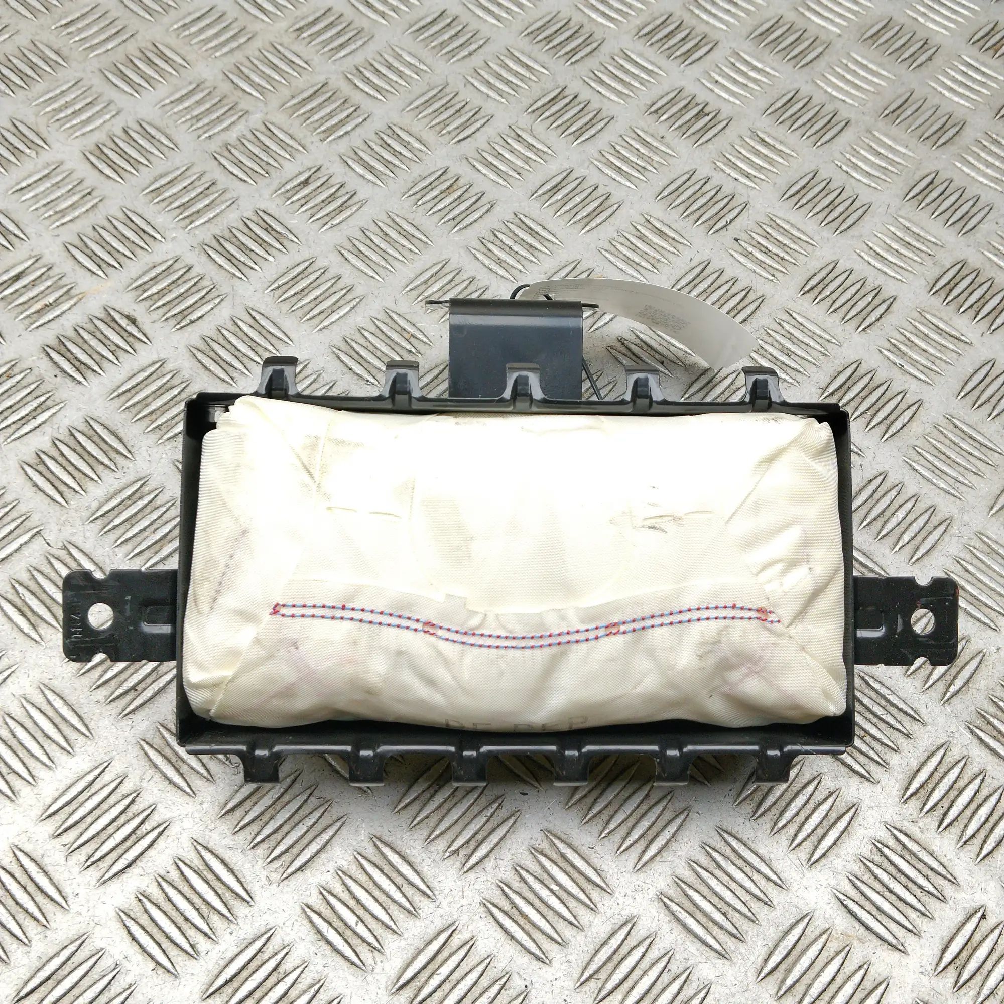 Kia Niro Dashboard Safety Bag SRS Dashboard Safety Bag SRS — KIA NIRO (2016-...) ...