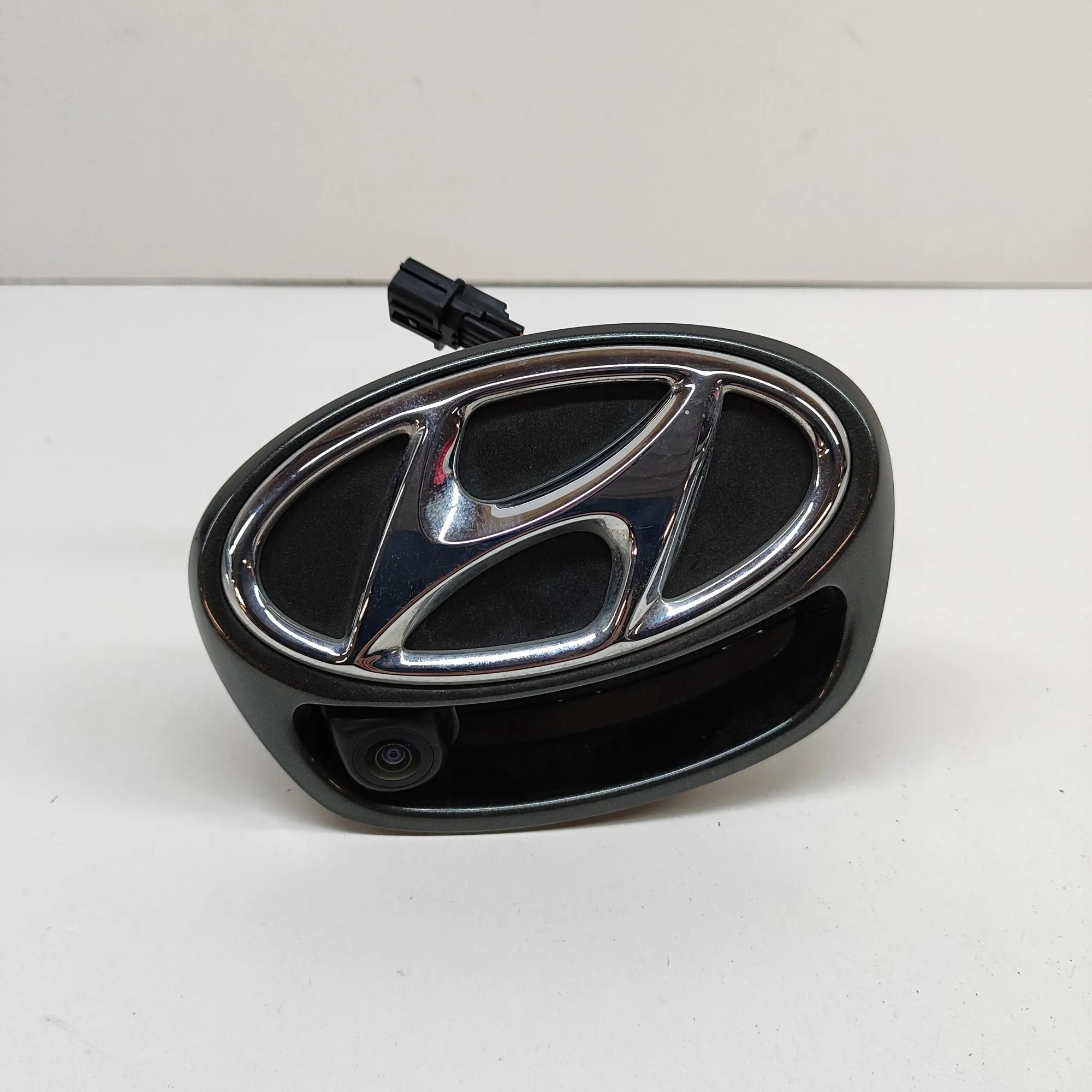Hyundai Ioniq Tailgate Bootlid Handle Tailgate Bootlid Handle — HYUNDAI IONIQ (AE) (2...