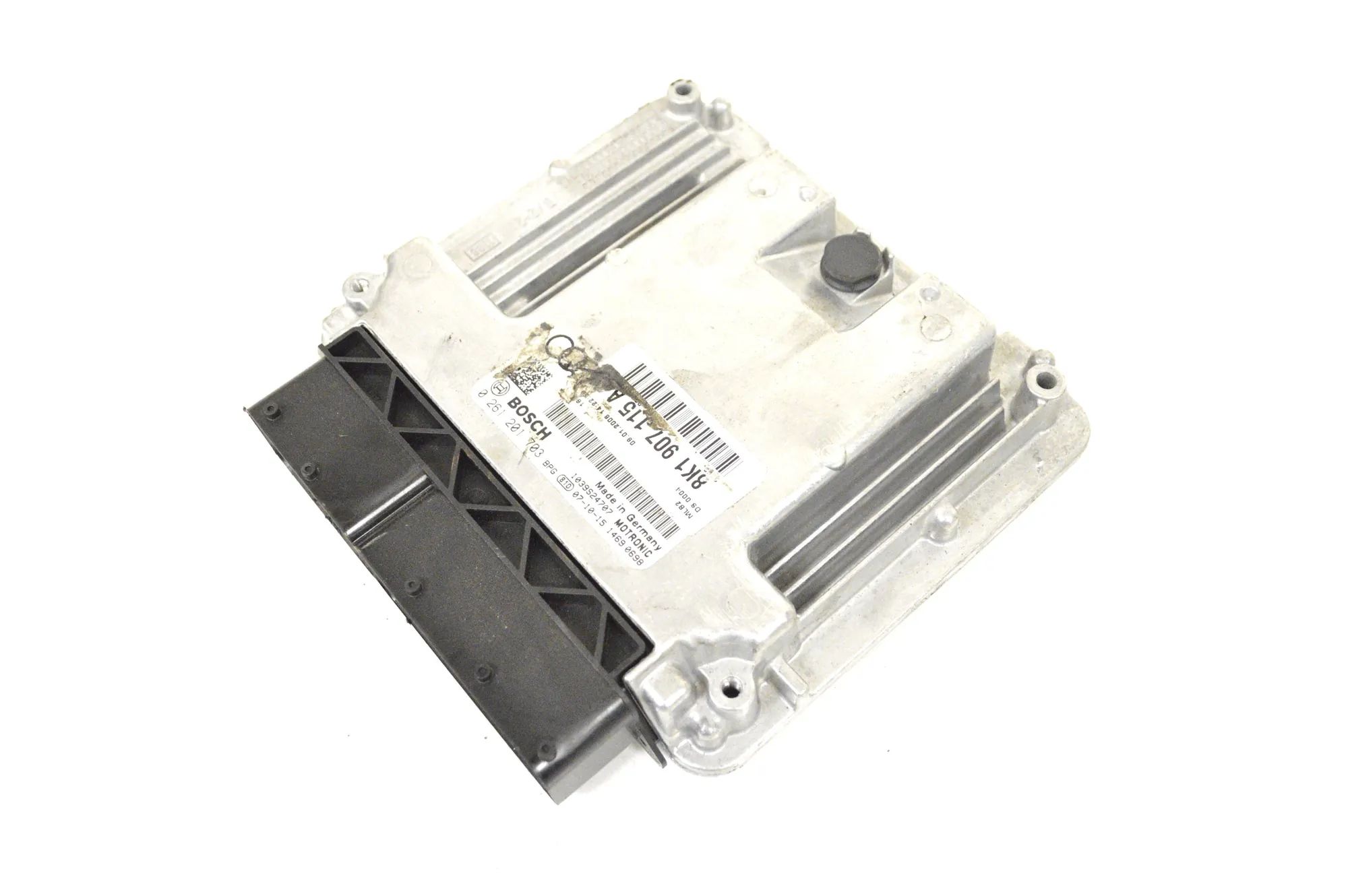 Audi A4 (B7) Engine Control Unit Engine Control Unit — AUDI A4 (8K2, B8) (2007-2...