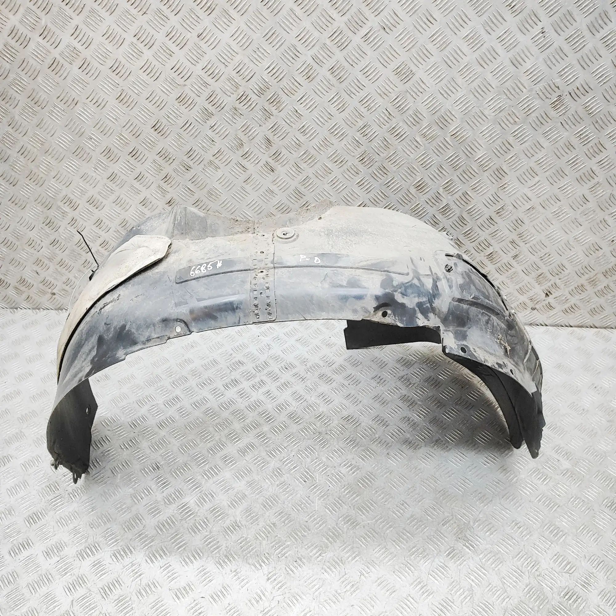 Hyundai Kona Front Right Arch Liner Front Right Arch Liner — HYUNDAI KONA (2017-......