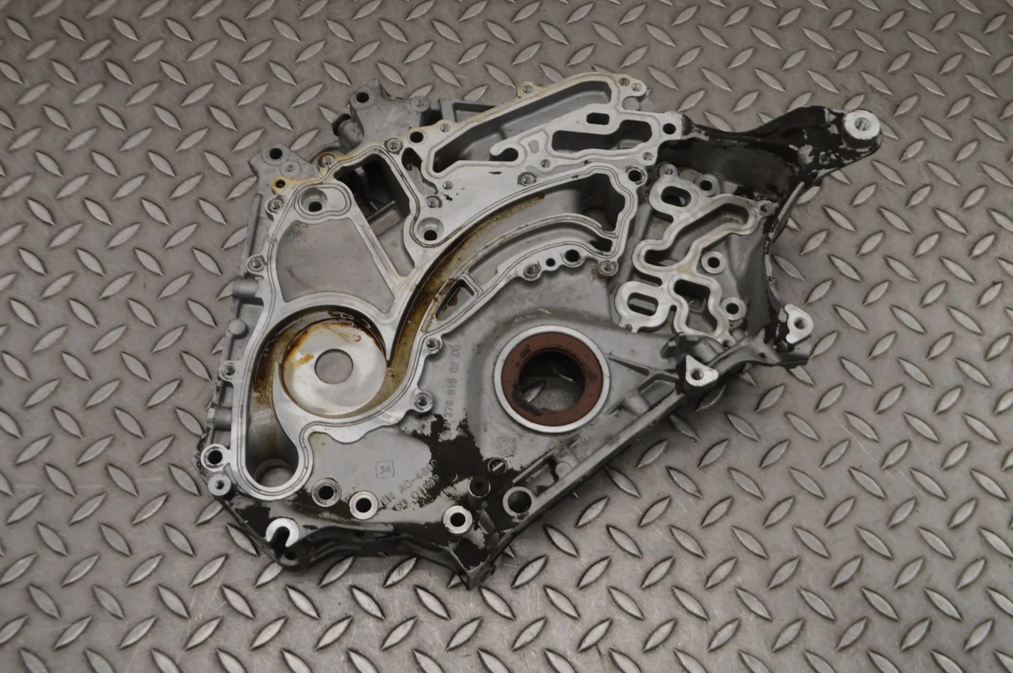 Mercedes-Benz GL / GLS (X166) Timing chain cover Timing chain cover — MERCEDES BENZ GLS (X166) (...