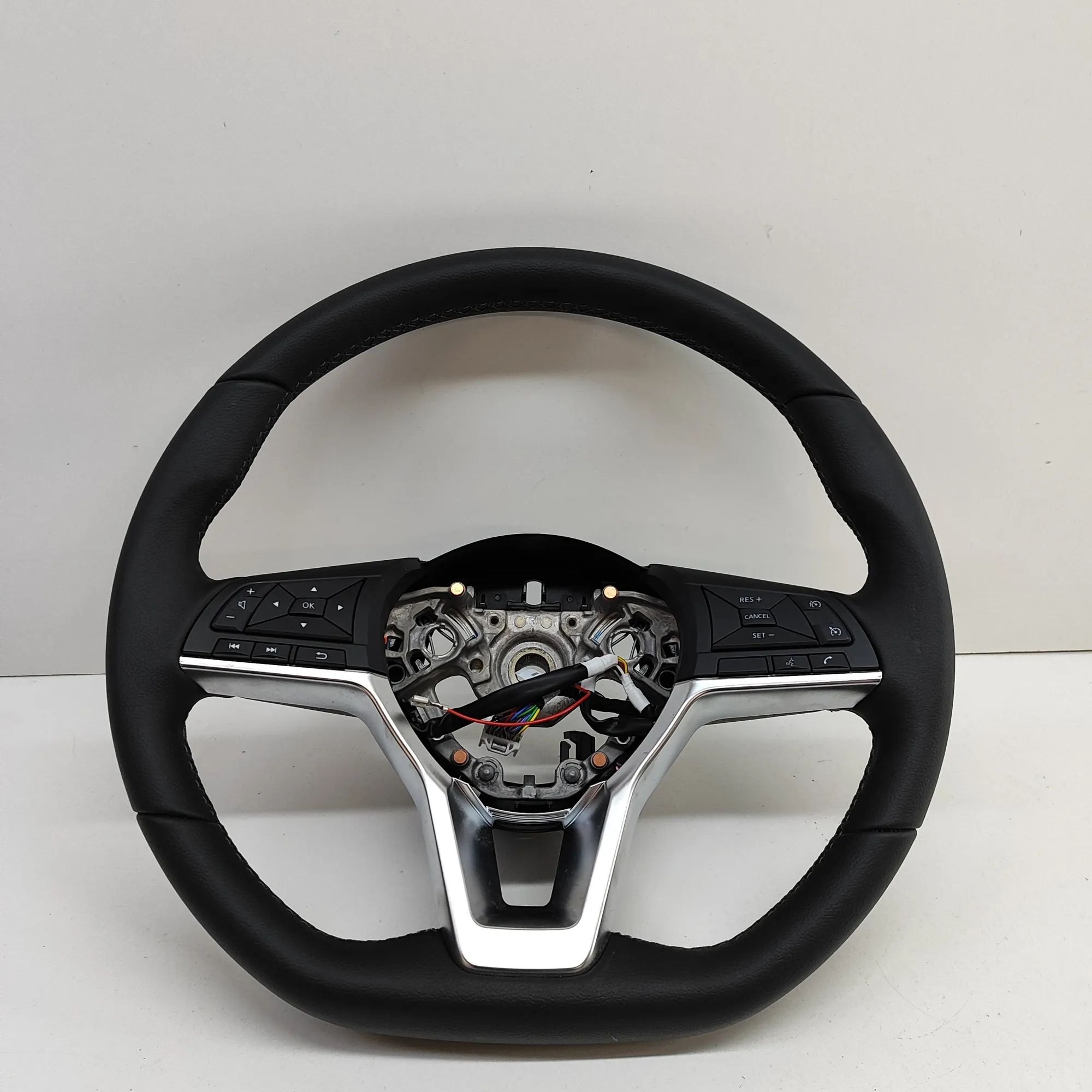 Nissan Juke steering wheel Steering Wheel — NISSAN JUKE (F16) (2019-...) —...