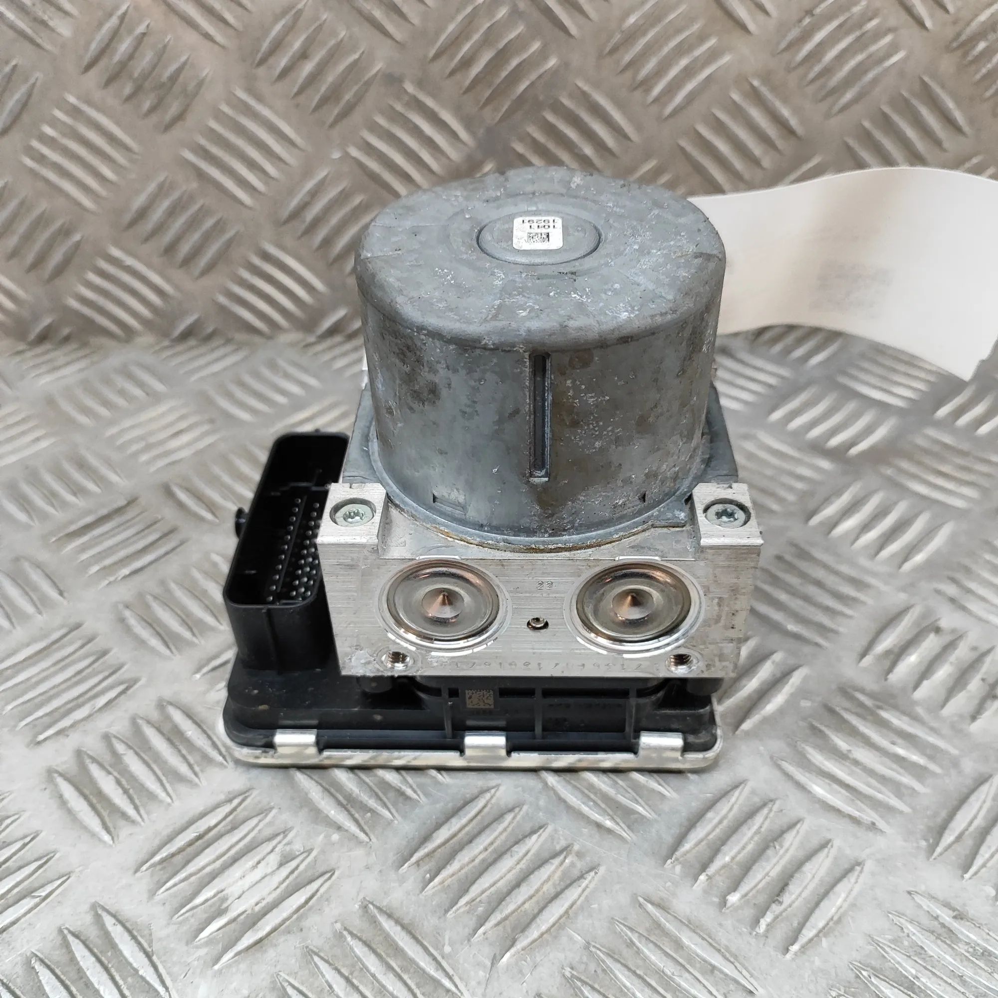 Skoda Octavia ABS Hydraulipumppu ABS Pump — SKODA OCTAVIA (III 5E3) (2012-2021) ...