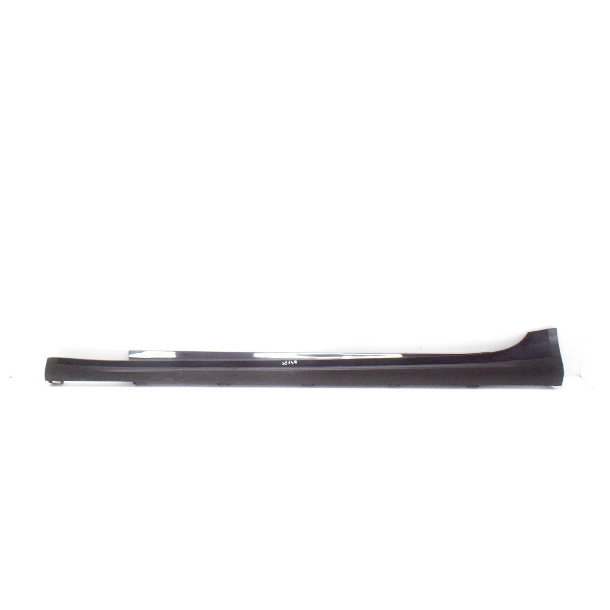 Maserati Quattroporte Left Side Plastic Sideskirt Cover Left Side Plastic Sideskirt Cover — MASERATI QU...
