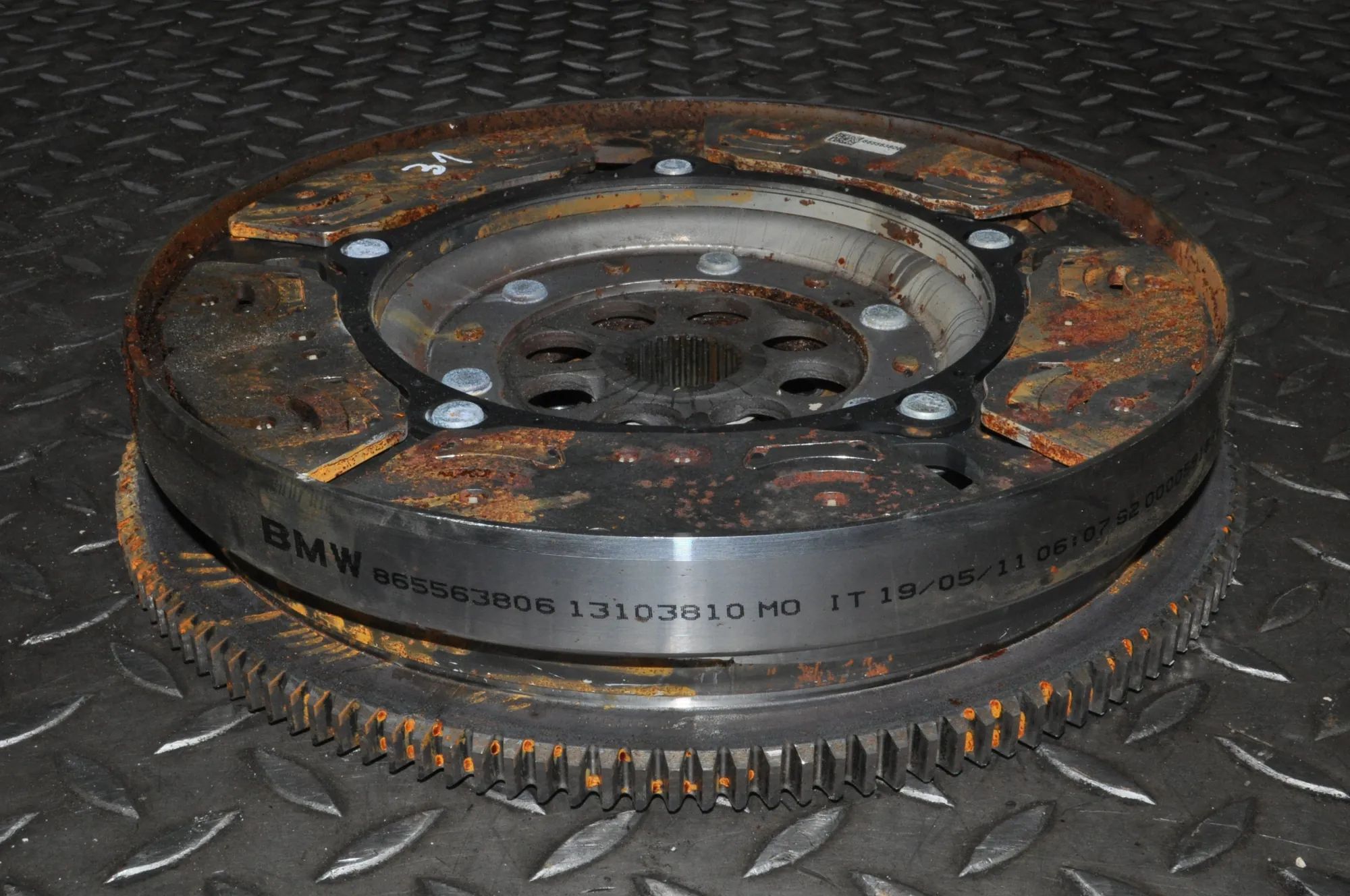 BMW X2 (F39) Flywheel Disc Automatic Flywheel Disc Automatic — BMW X2 (F39) (2018-.....