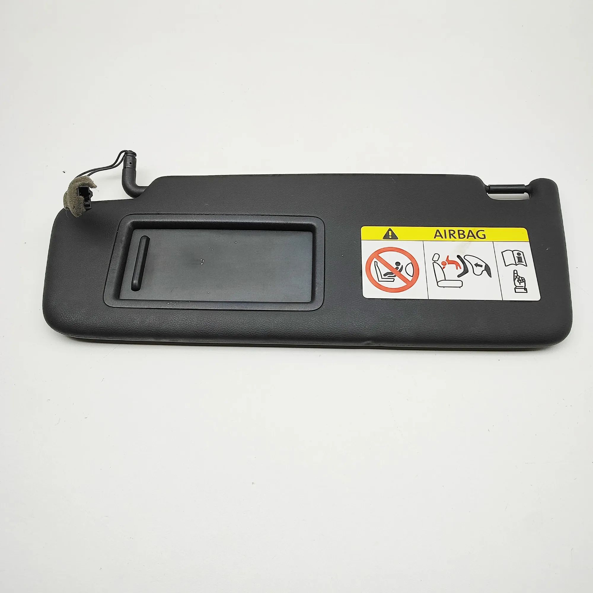Porsche Macan Left Side Sun Visor Left Side Sun Visor — PORSCHE MACAN (95B) (2014...