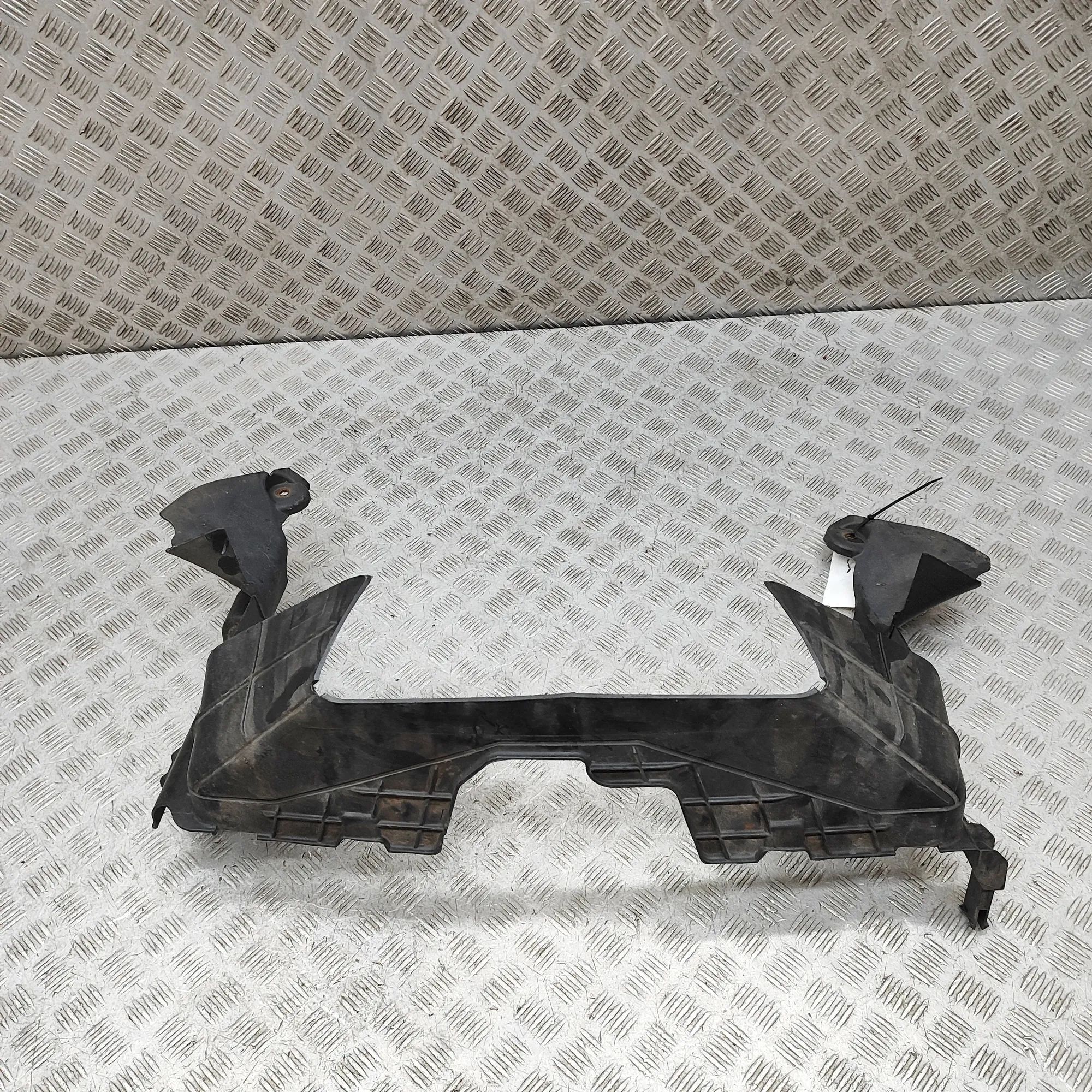 Alfa-Romeo Giulietta (940) Radiator Air Guide Duct