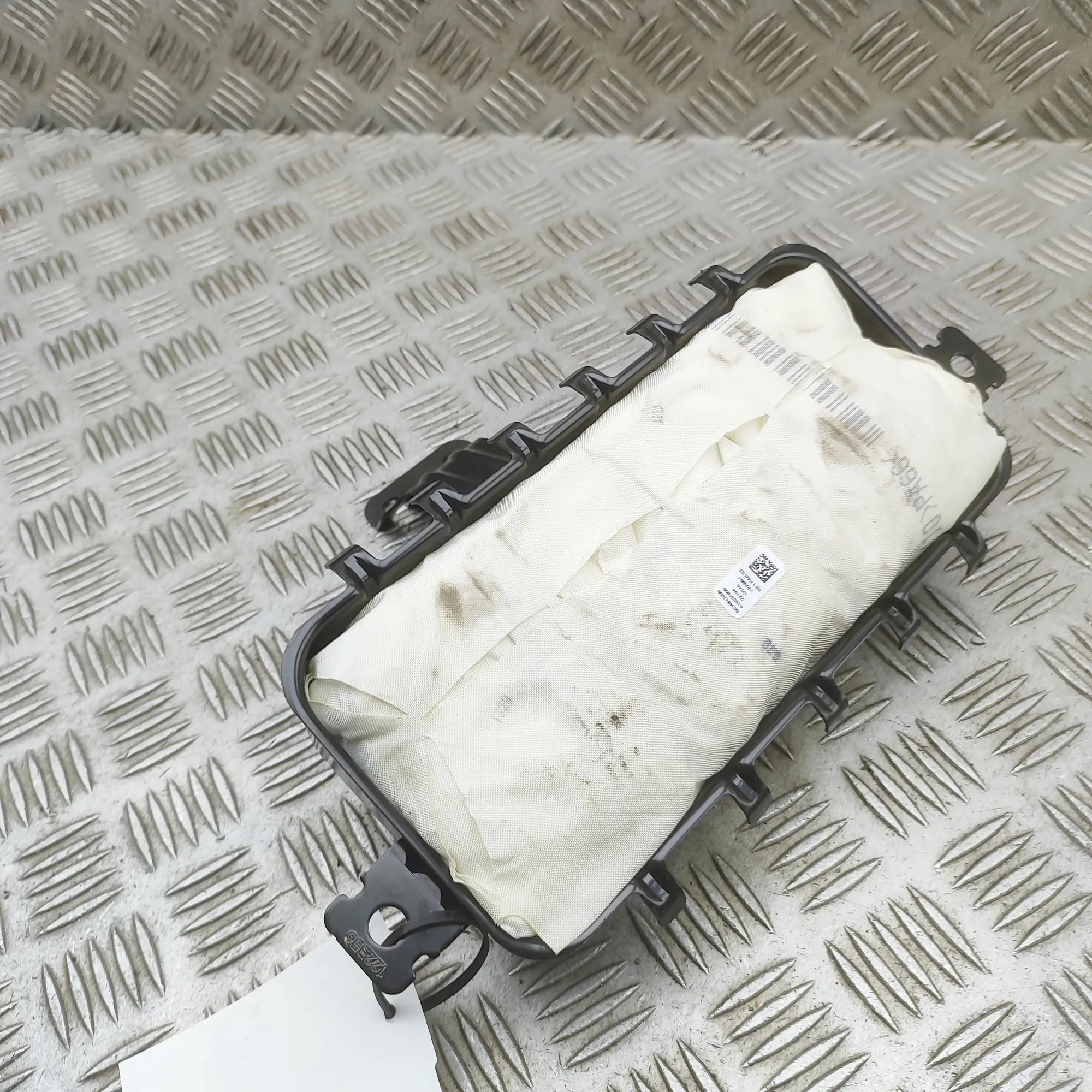 Hyundai Ioniq Dashboard Safety Bag SRS Dashboard Safety Bag SRS — HYUNDAI IONIQ (5 NE)...