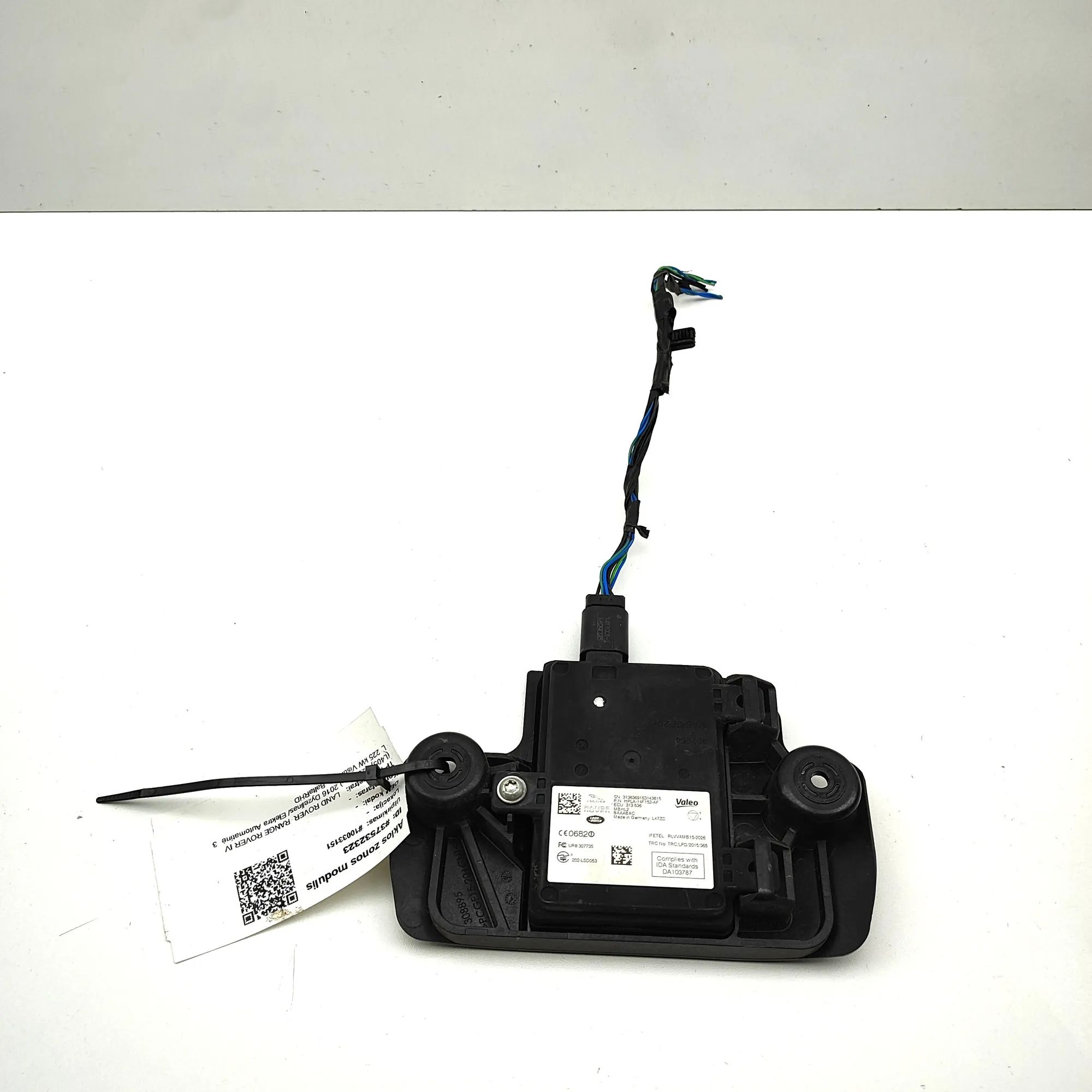 Land Rover Range Rover Sport (L494) Blind Spot Control Module Blind Spot Control Module — LAND ROVER RANGE RO...