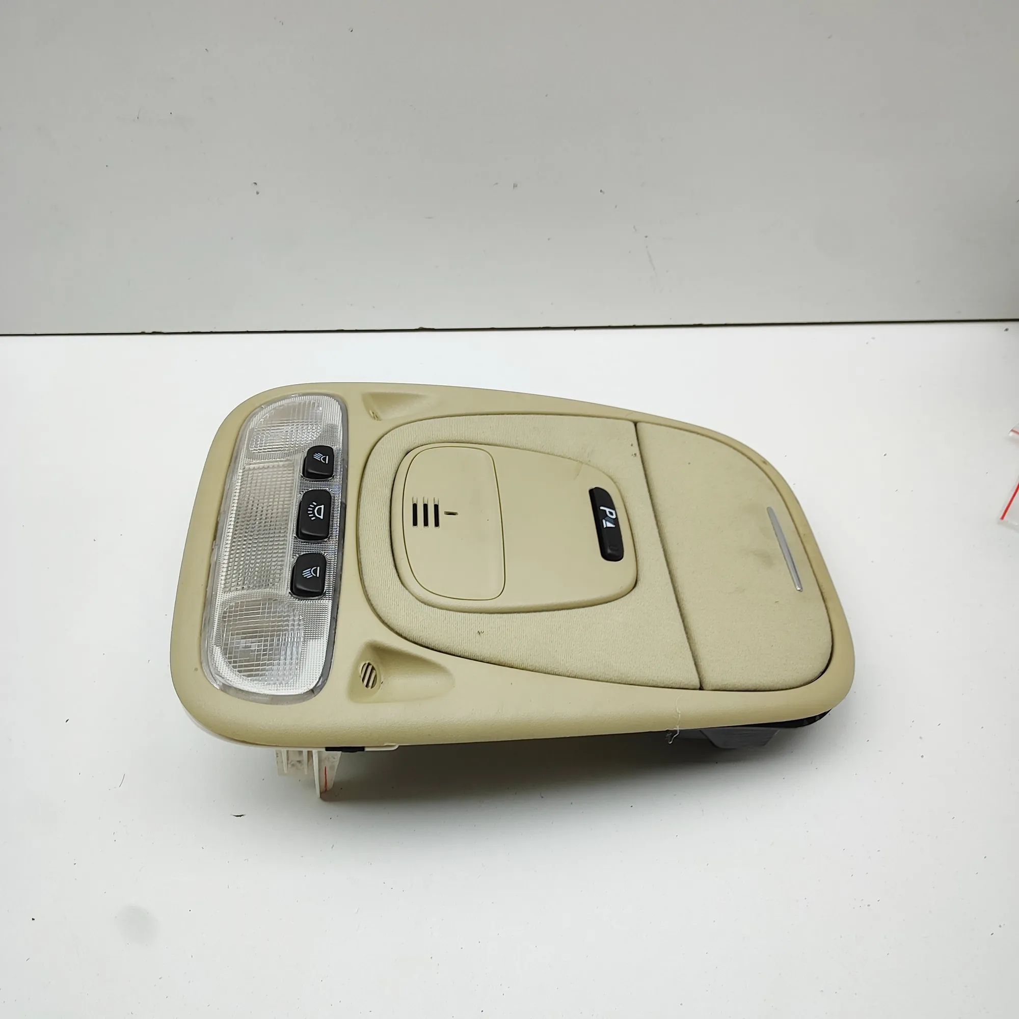 Jaguar XJ Interior light Interior light — JAGUAR XJ (X350) (2003-2009) —...