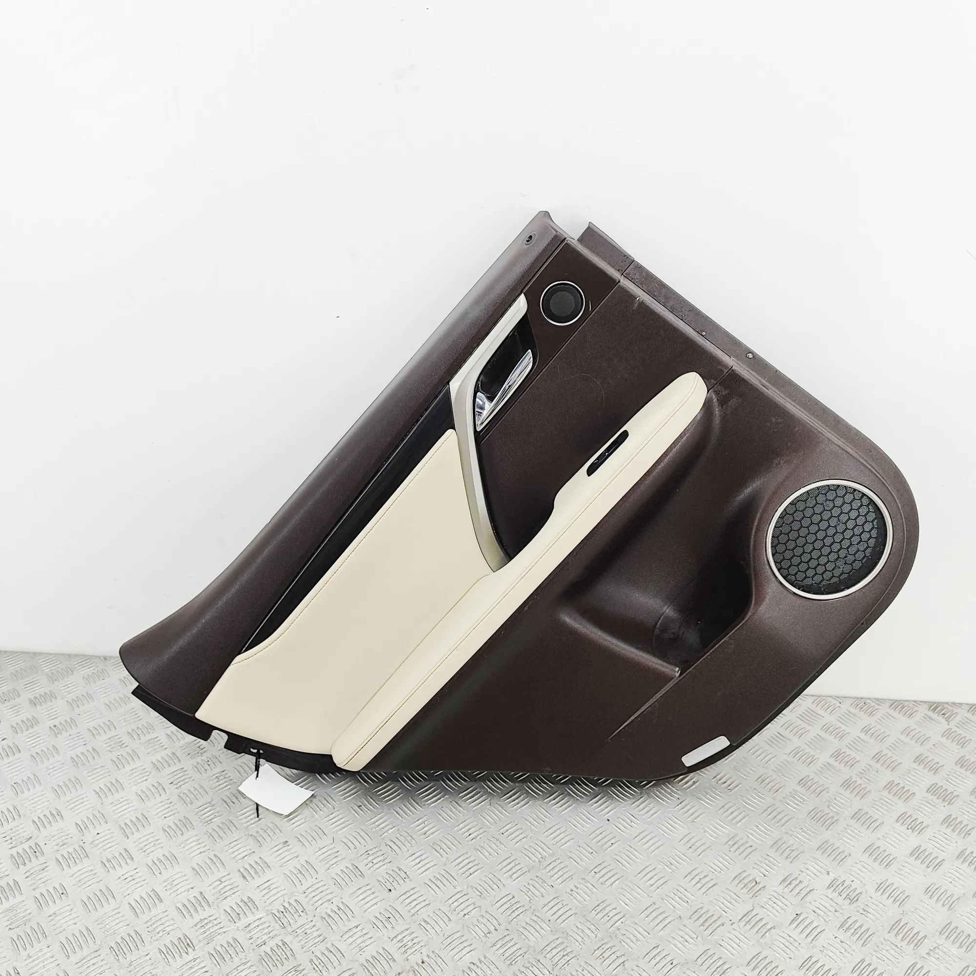 Lexus RX Rear Left Door Panel Rear Left Door Panel — LEXUS RX (_L2_) (2015-.....
