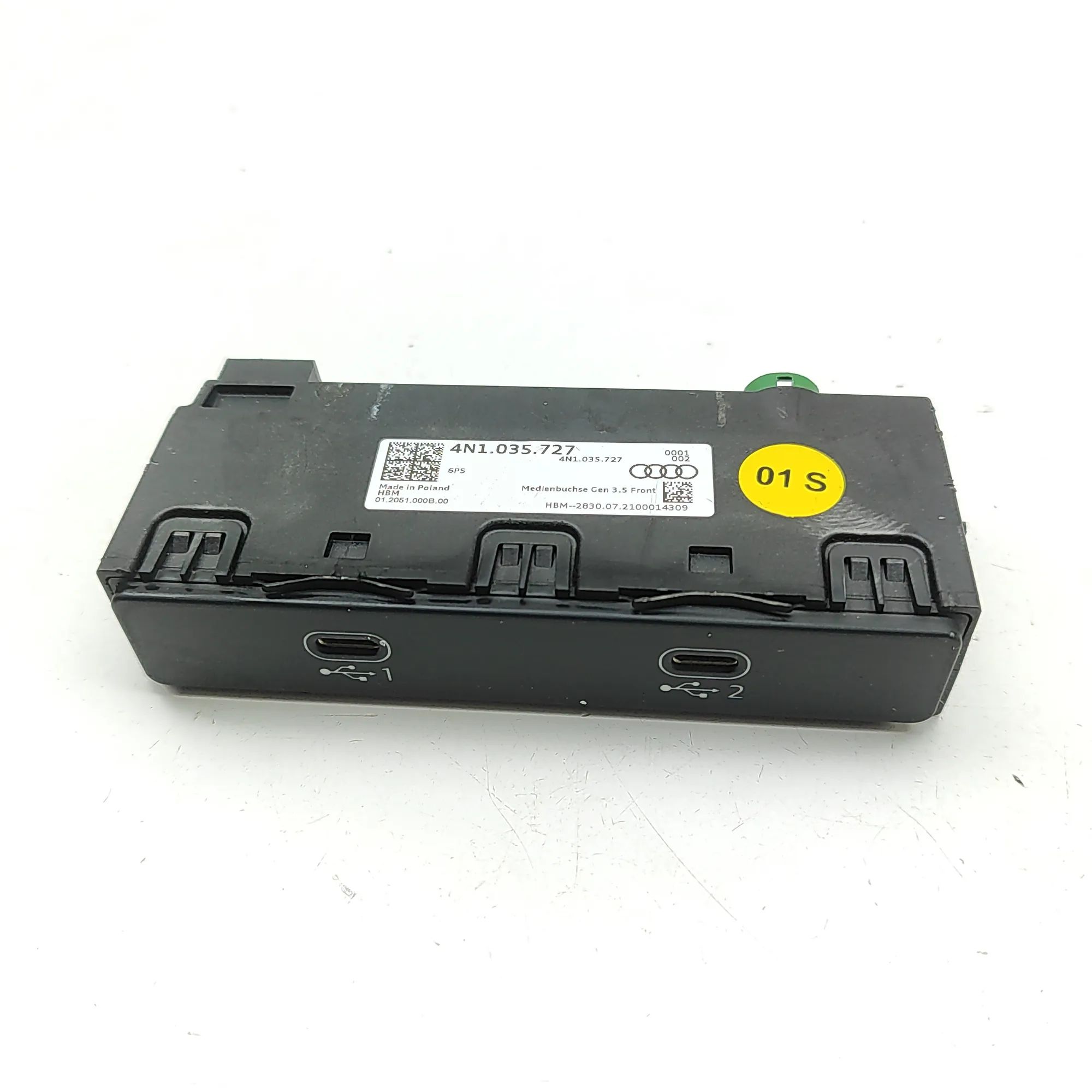 Porsche 911 (992) USB USB — PORSCHE 911 (992) (2019-...) — 4N1035727
...