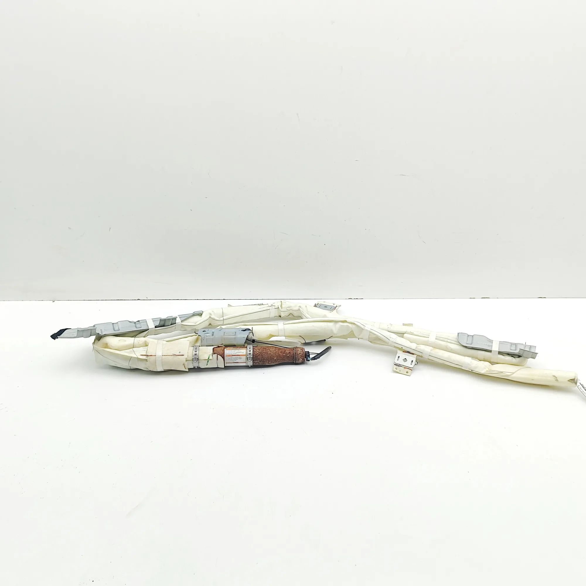 Isuzu D-Max Left Side Roof Safety Curtain SRS Left Side Roof Safety Curtain SRS — ISUZU D-MAX...