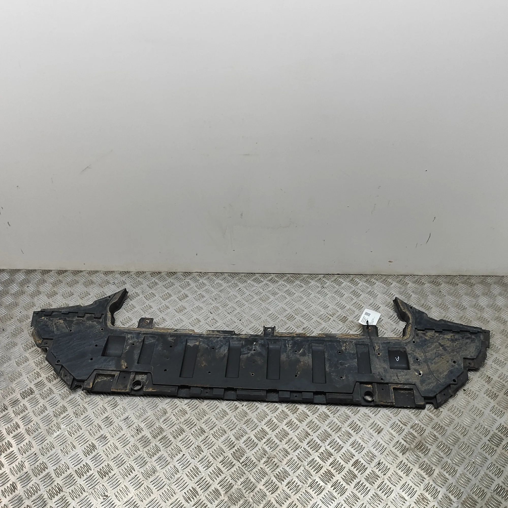 Volvo XC90 Front Bumper Underbody Cover Front Bumper Underbody Cover — VOLVO XC90 (II) ...