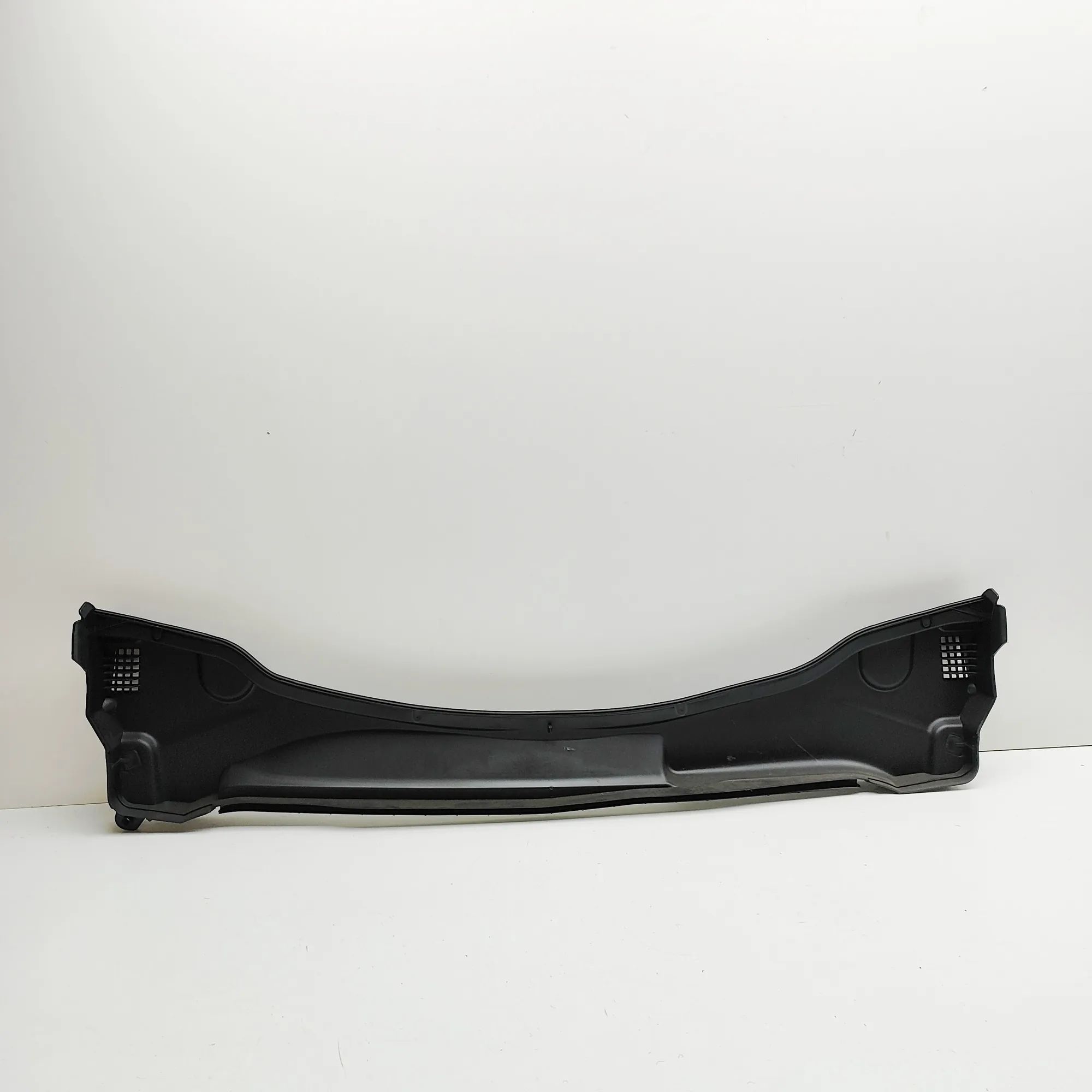 Mini Countryman (F60) Front Wiper Cowl Trim Front Wiper Cowl Trim — MINI COUNTRYMAN (F60) (...