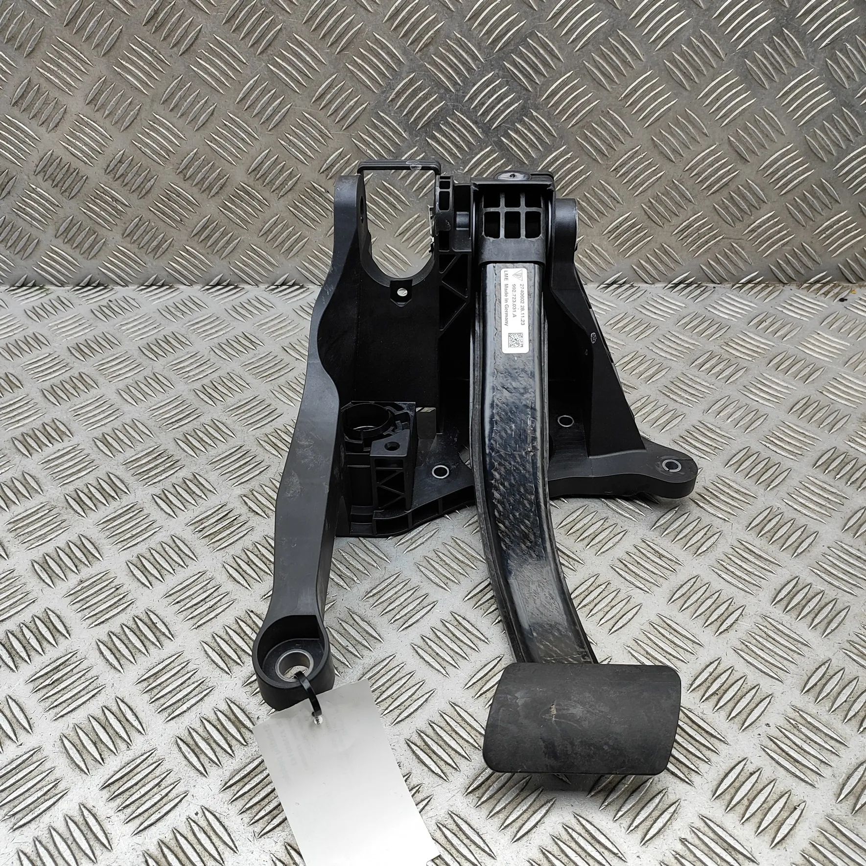 Porsche 911 (992) Brake pedal Brake Pedal — PORSCHE 911 (992) (2019-...) — 99...