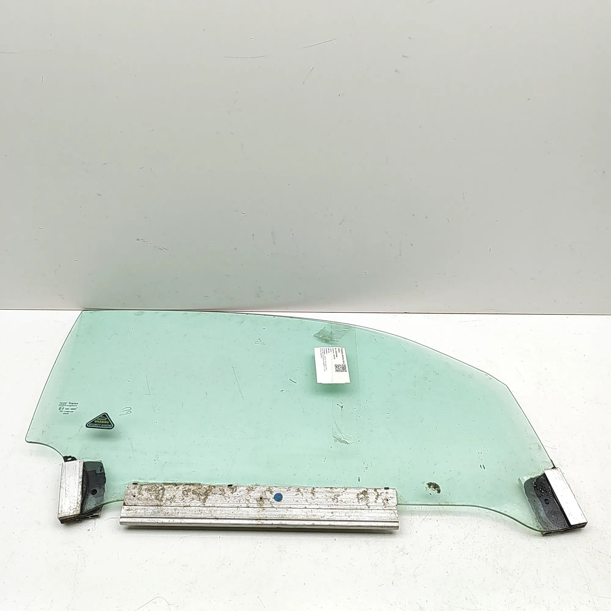 Jaguar XK Front Right Door Window