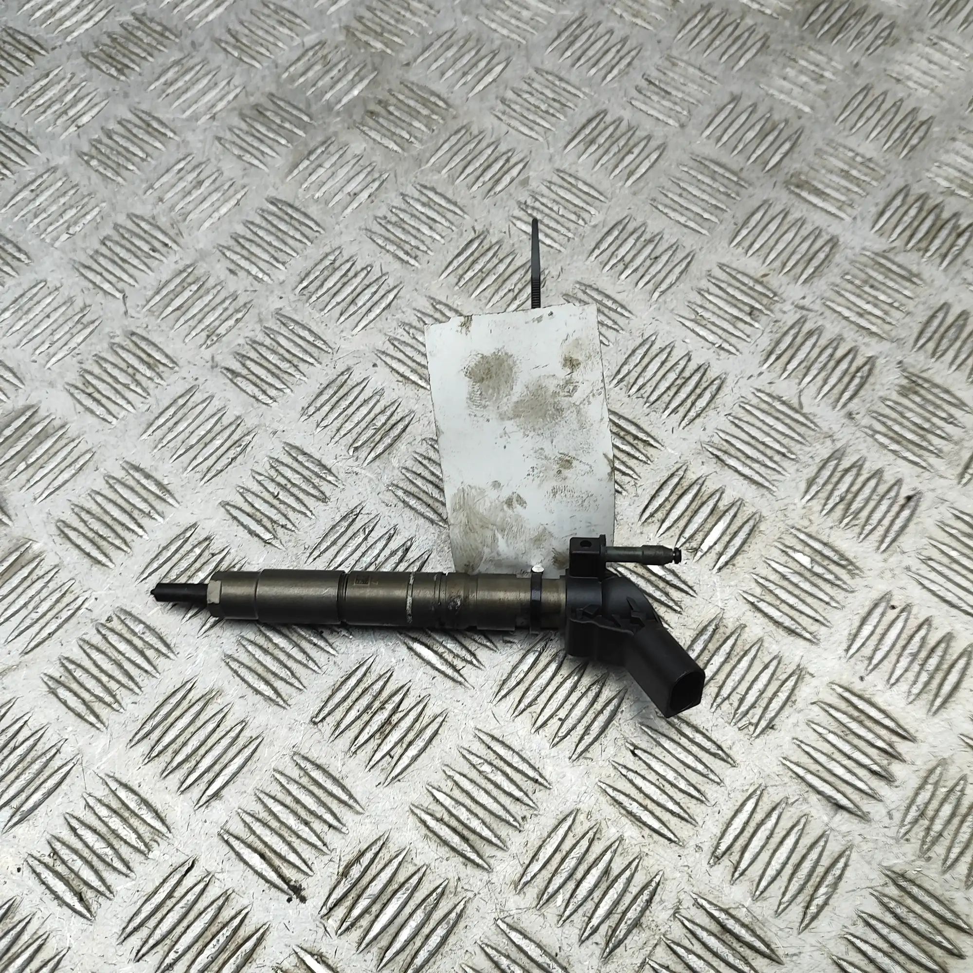 Mercedes-Benz ML / GLE (W166) Fuel Injector Fuel injector — MERCEDES BENZ GLE (W166) (2015-...