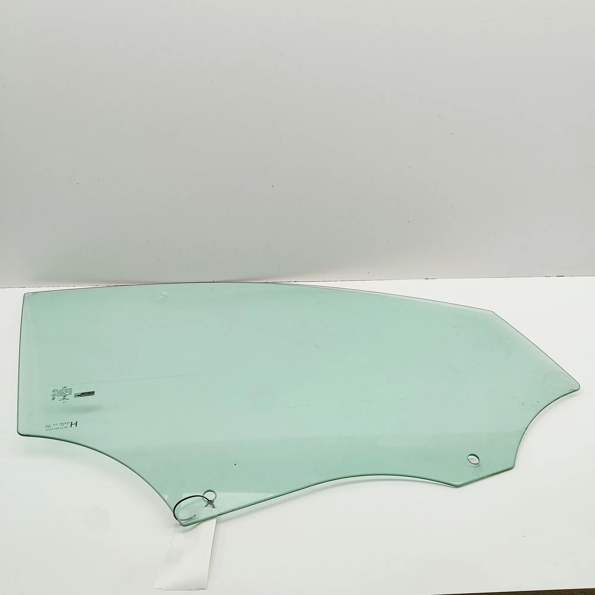Mercedes-Benz A (W177) Front Right Door Window Front Right Door Window — MERCEDES BENZ EQAH243...