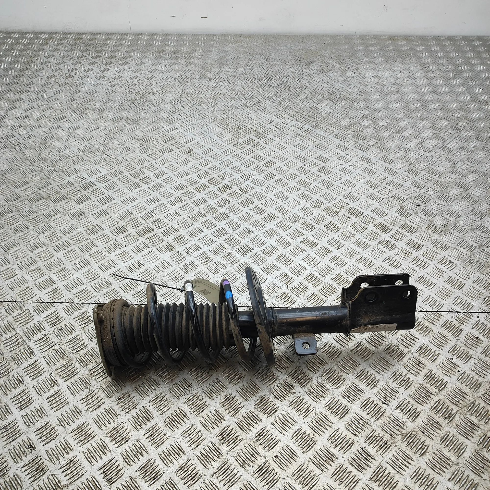 Peugeot Partner / Rifter Shock absorber — front right Shock absorber — front right — PEUGEOT PARTNER ...