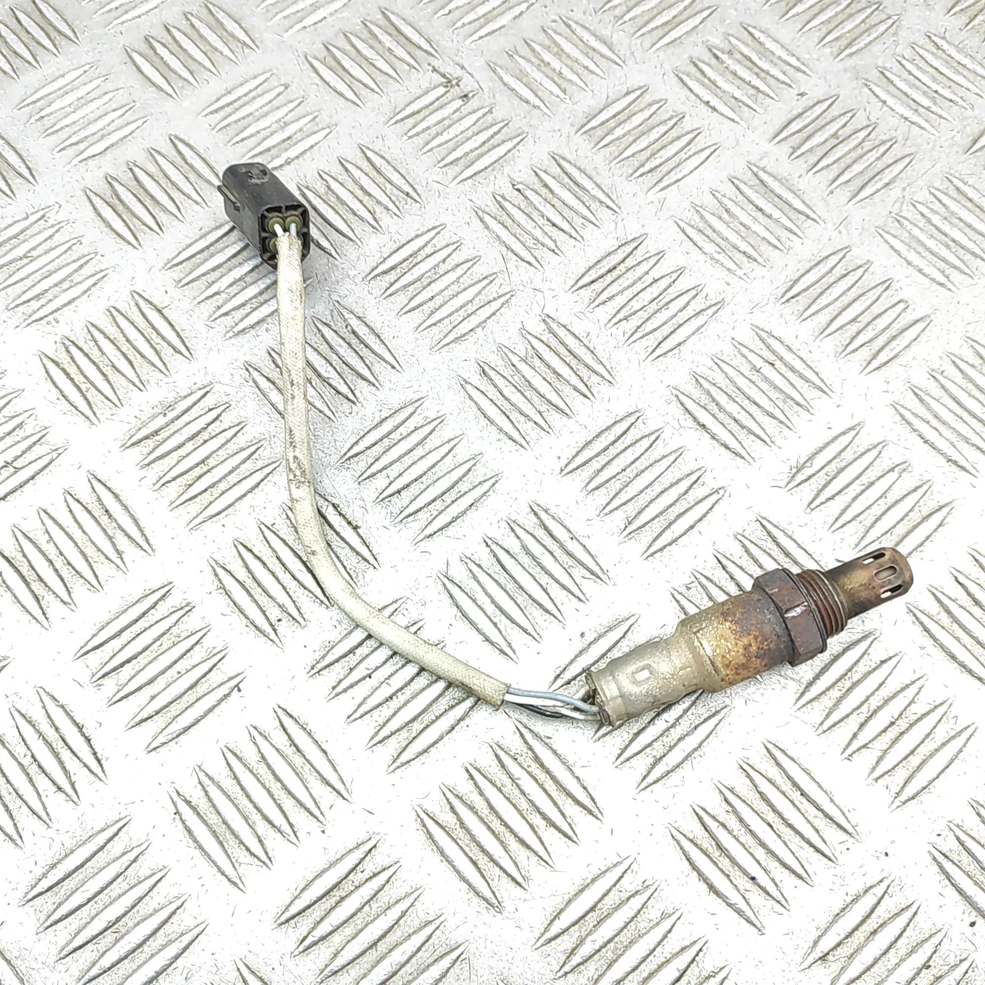Nissan GT-R Lambda Oxygen Sensor Lambda Oxygen Sensor — NISSAN GT-R (R35) (2007-...
