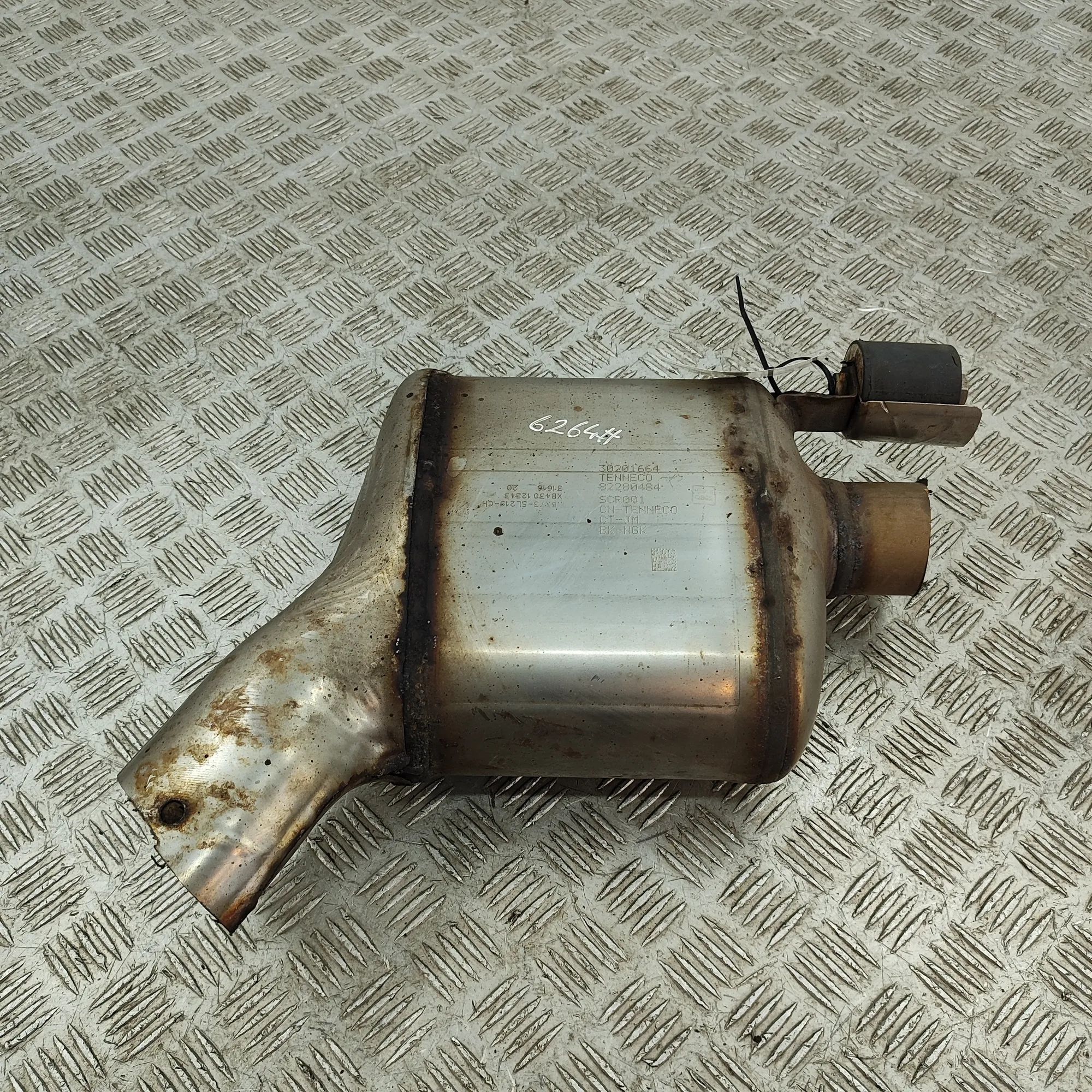 Jaguar XE katalysaattori Catalytic converter — JAGUAR XE (X760) (2015-.....