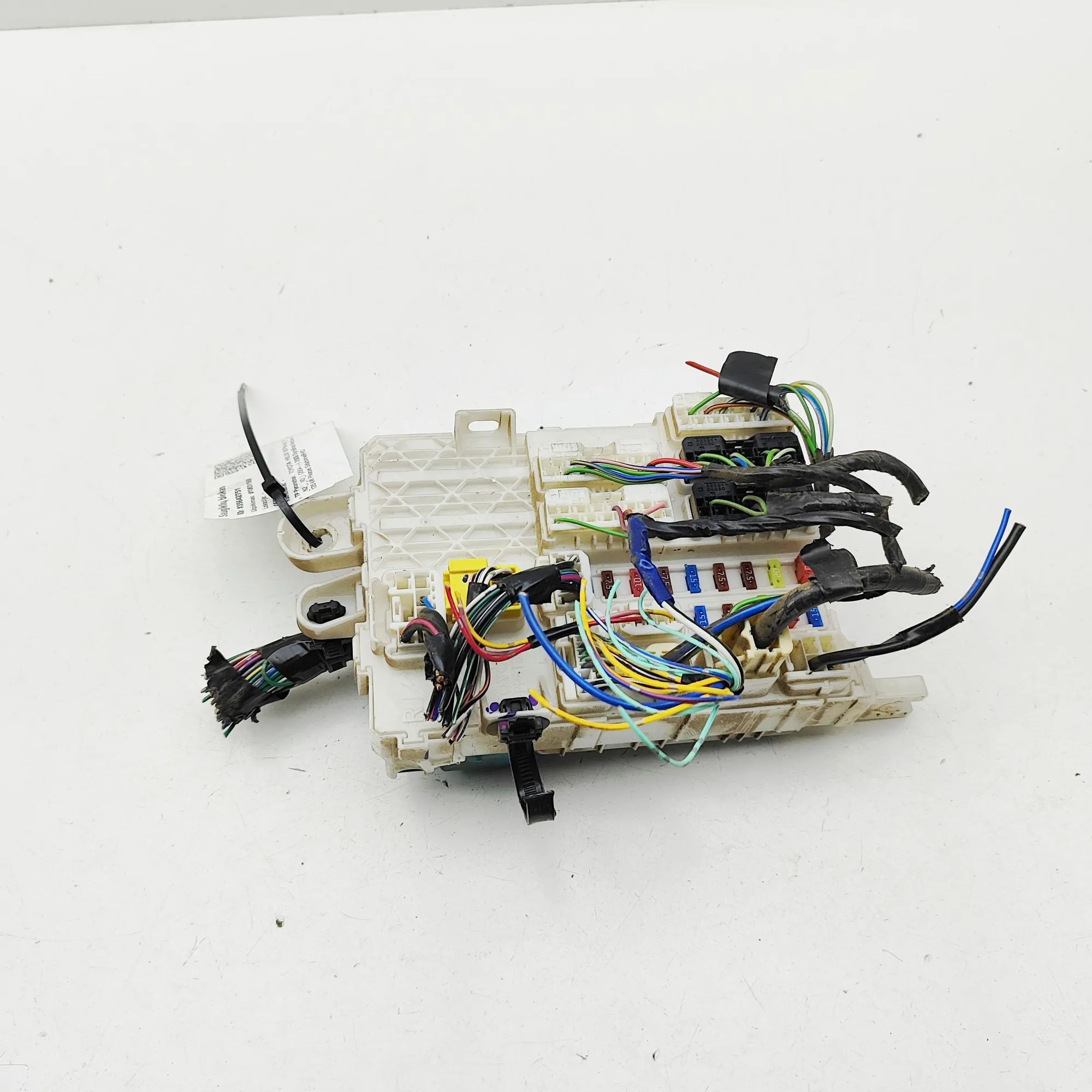 Toyota Hilux Fuse Box Module Fuse Box Module — TOYOTA HILUX (VII Pick-up _N1...